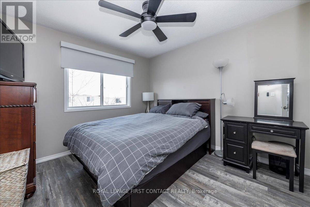 193 Pickett Crescent, Barrie (Painswick North), Ontario  L4N 8C2 - Photo 11 - S12676488