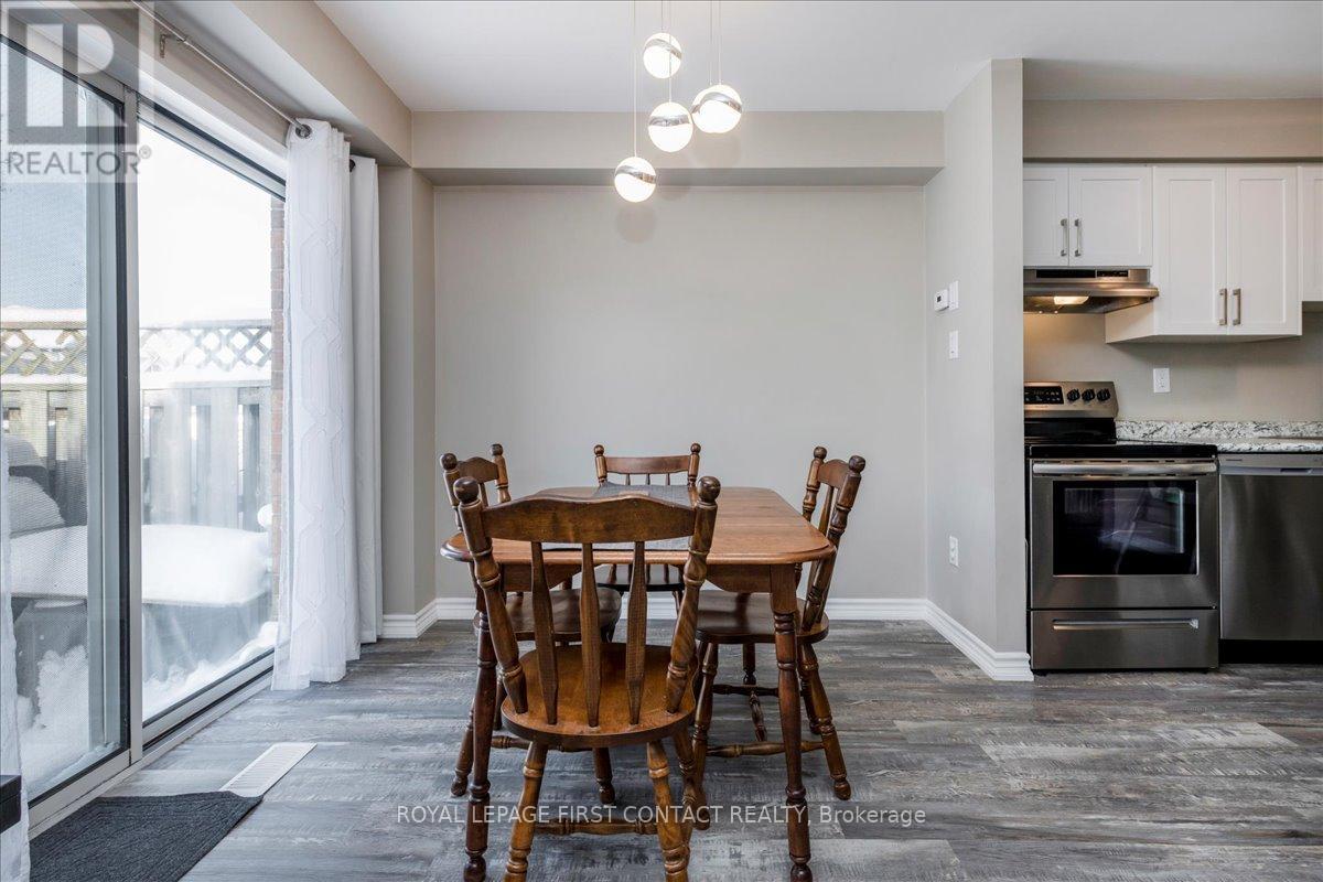 193 Pickett Crescent, Barrie (Painswick North), Ontario  L4N 8C2 - Photo 7 - S12676488