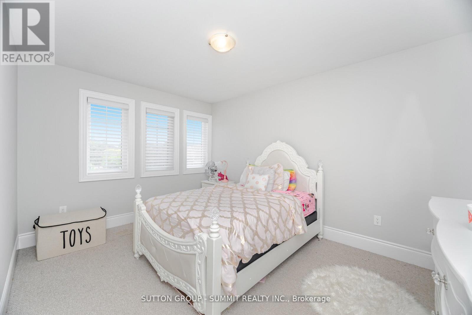 16 Westminster Circle, Barrie (Innis-Shore), Ontario  L4M 0A3 - Photo 32 - S12676624