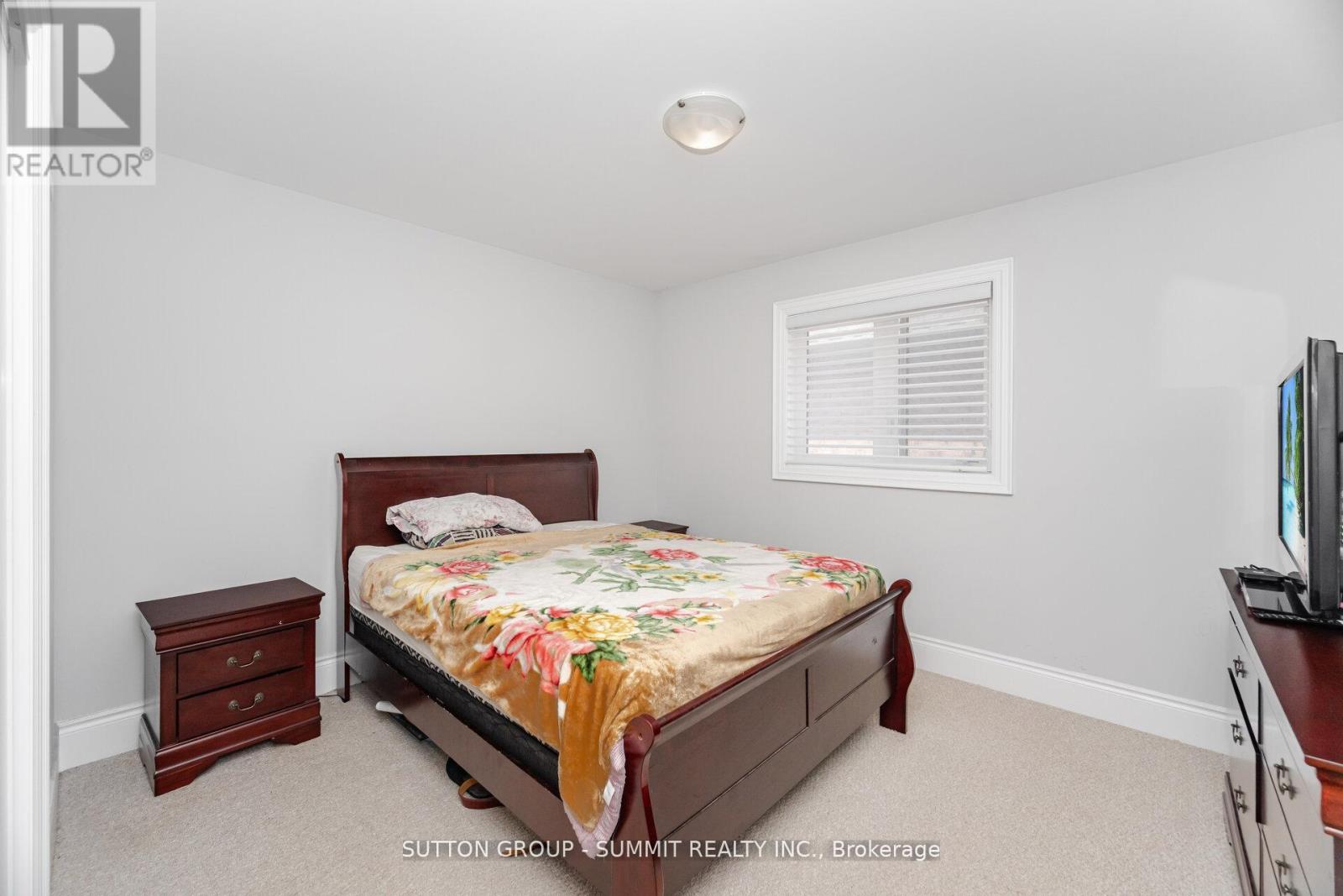 16 Westminster Circle, Barrie (Innis-Shore), Ontario  L4M 0A3 - Photo 35 - S12676624