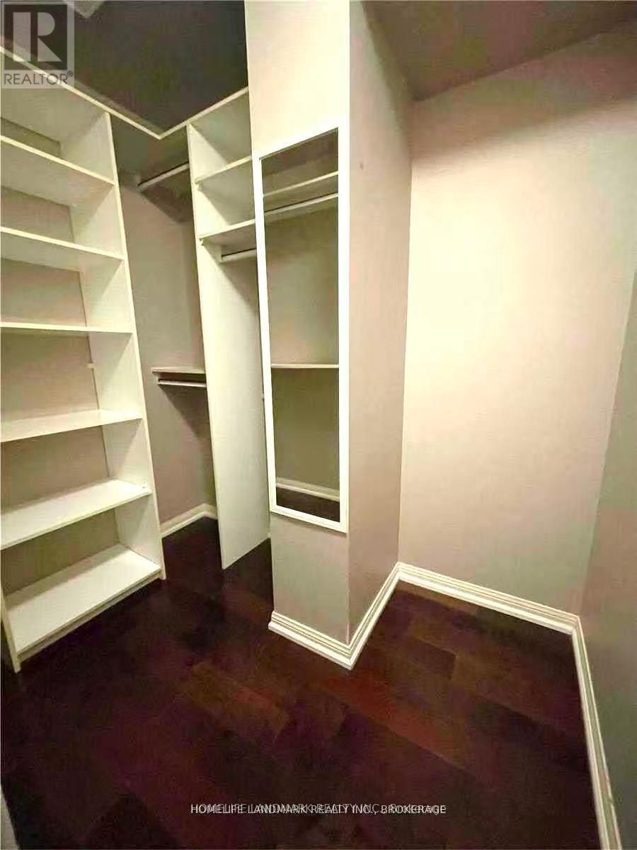 1002 - 28 Sommerset Way, Toronto, Ontario  M2N 6W7 - Photo 9 - C12646338