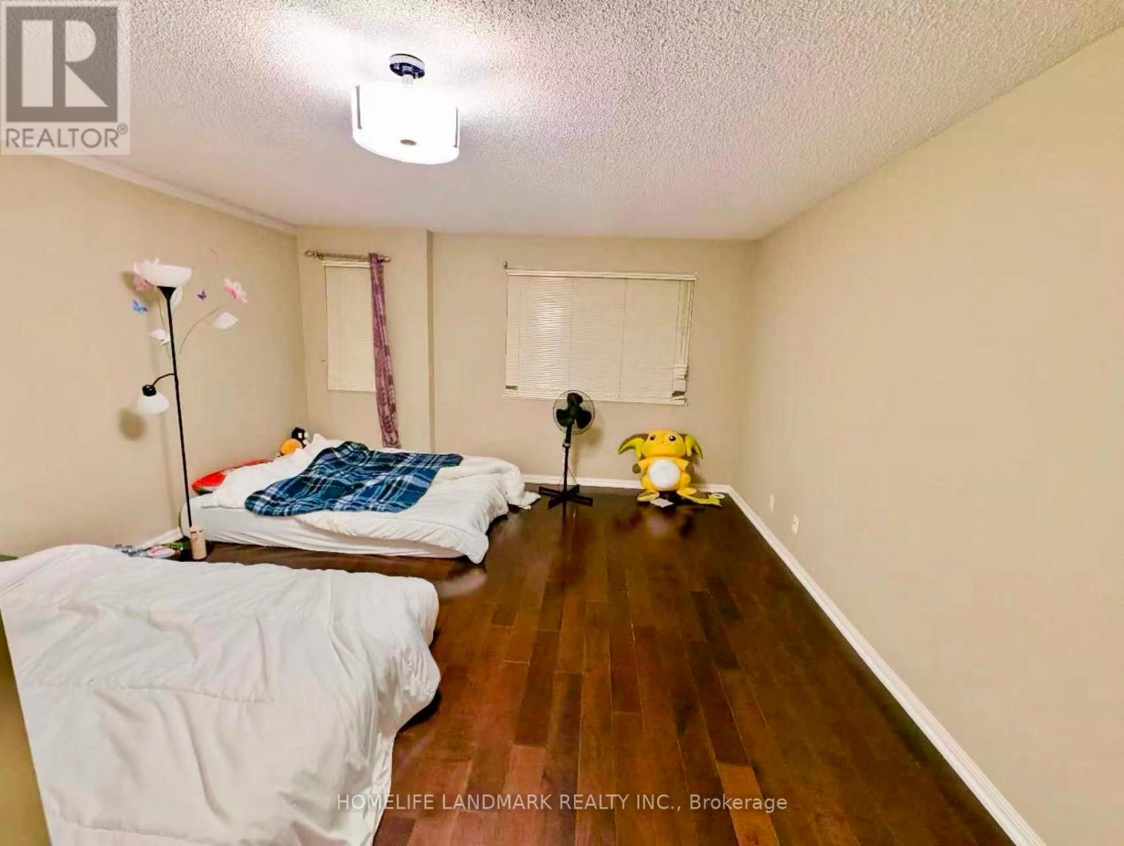 1002 - 28 Sommerset Way, Toronto, Ontario  M2N 6W7 - Photo 7 - C12646338