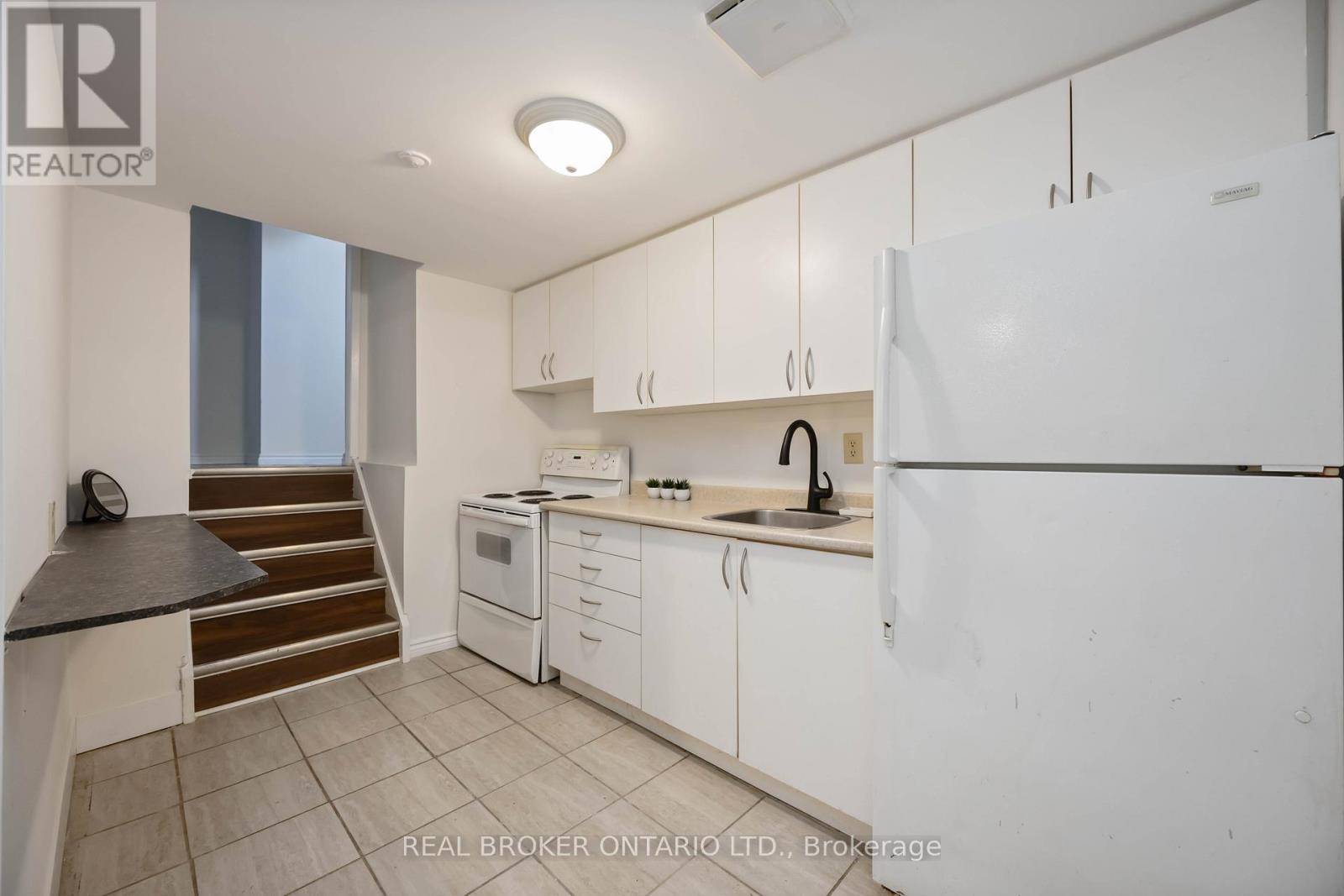 602 Dorchester Drive, Oshawa, Ontario  L1J 6L5 - Photo 21 - E12490840