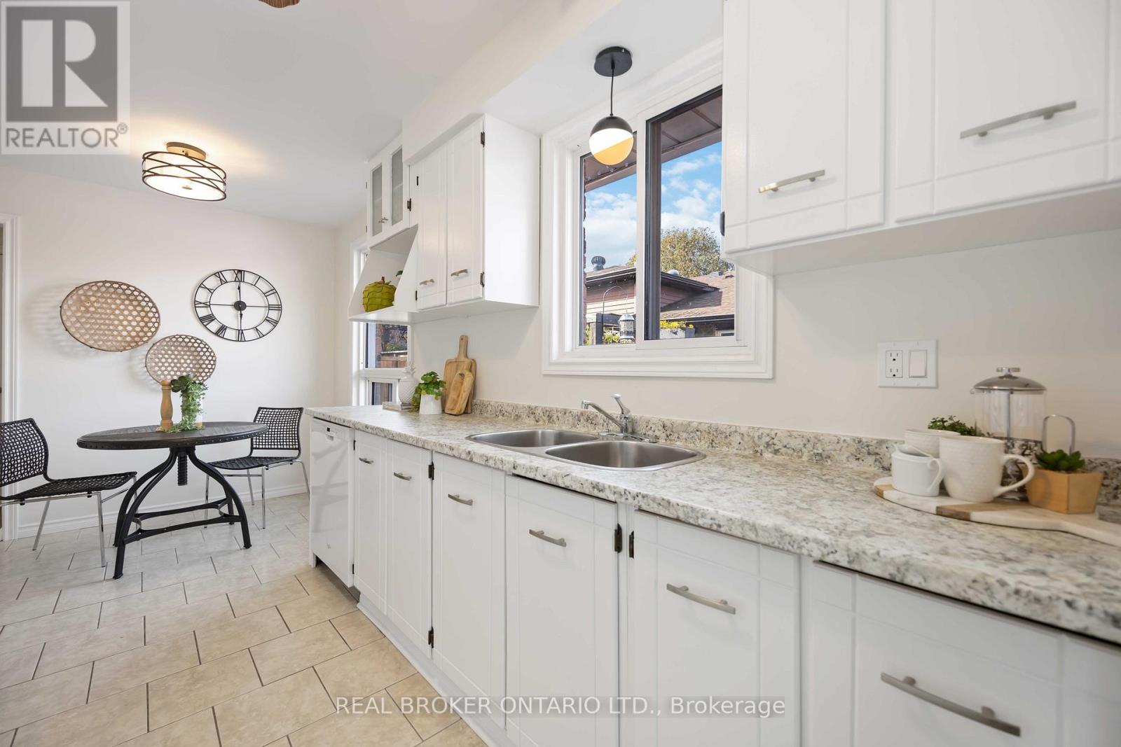 602 Dorchester Drive, Oshawa, Ontario  L1J 6L5 - Photo 15 - E12490840