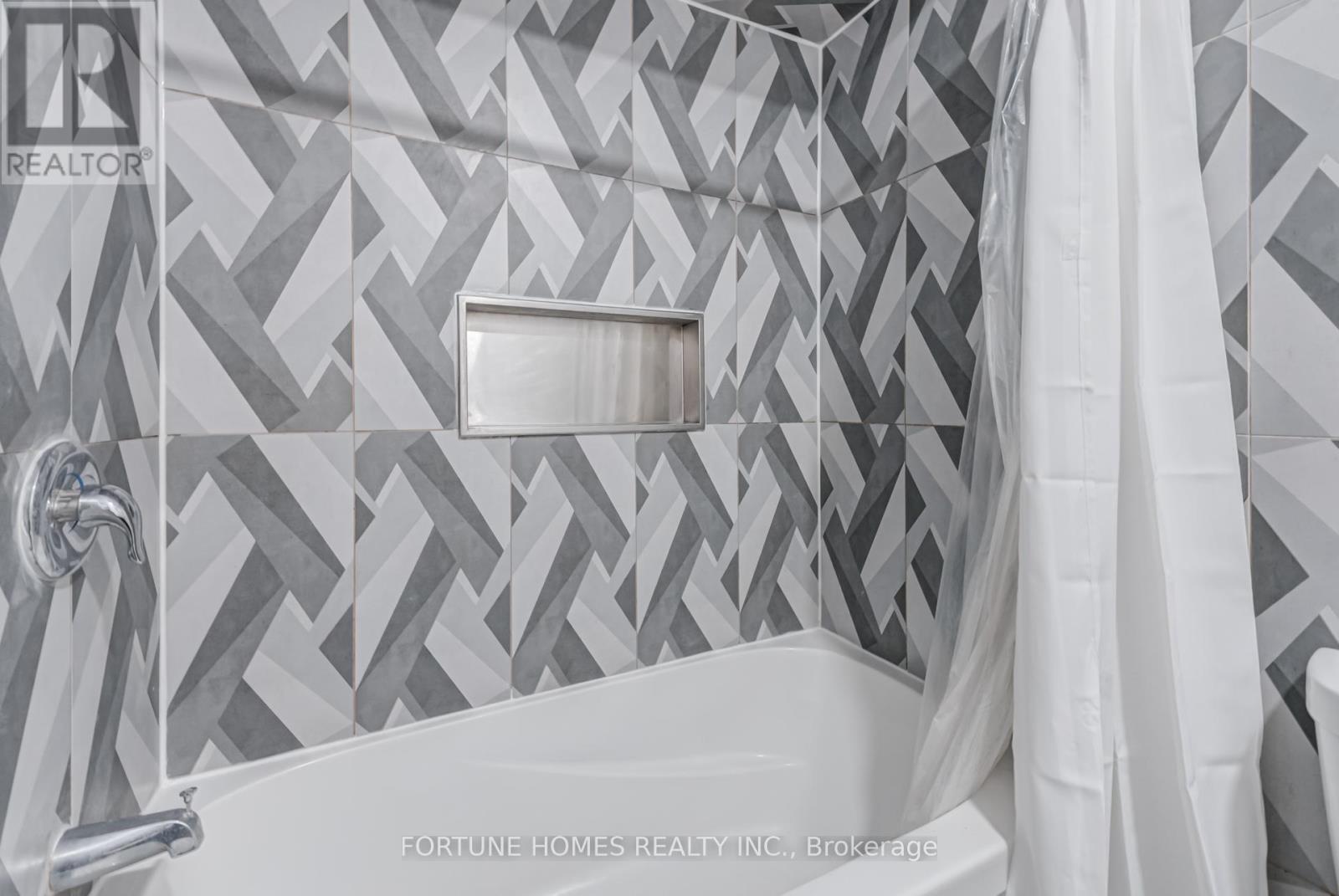 59 - 59 Enmount Drive, Brampton, Ontario  L6T 4C9 - Photo 34 - W12676430