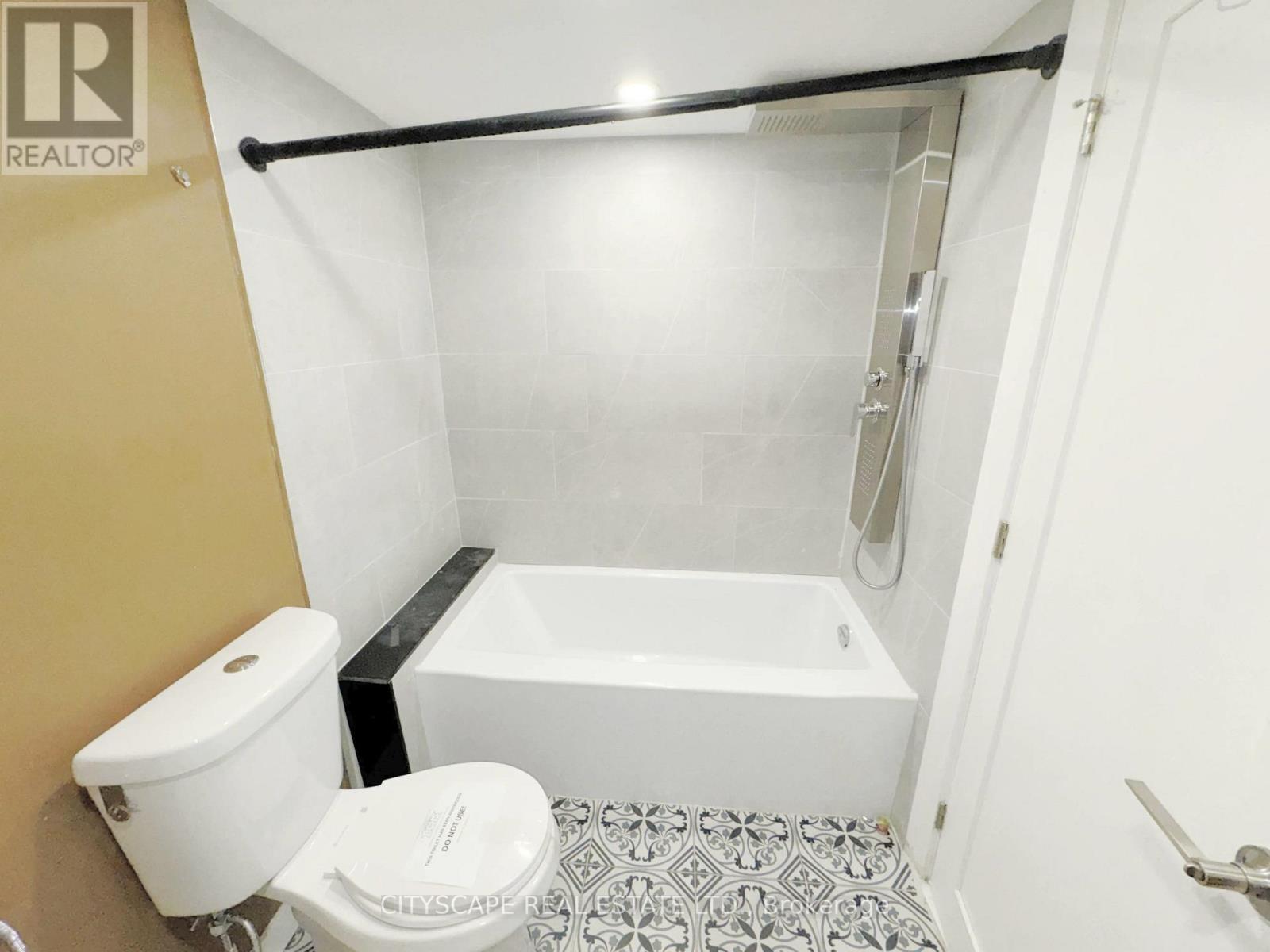 4064 Teakwood Drive, Mississauga (Creditview), Ontario  L5C 3L5 - Photo 35 - W12676446