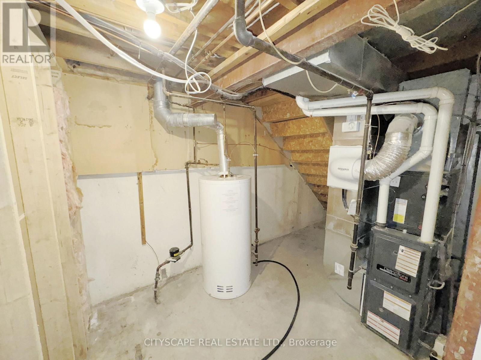 4064 Teakwood Drive, Mississauga (Creditview), Ontario  L5C 3L5 - Photo 37 - W12676446