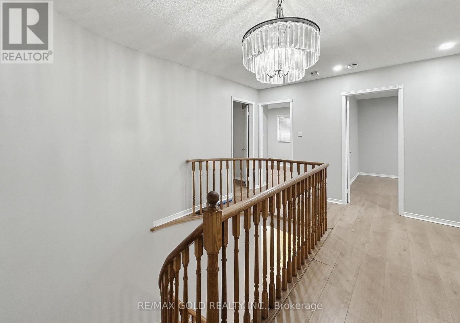 65 Vintage Gate, Brampton, Ontario  L6X 5C3 - Photo 12 - W12676452