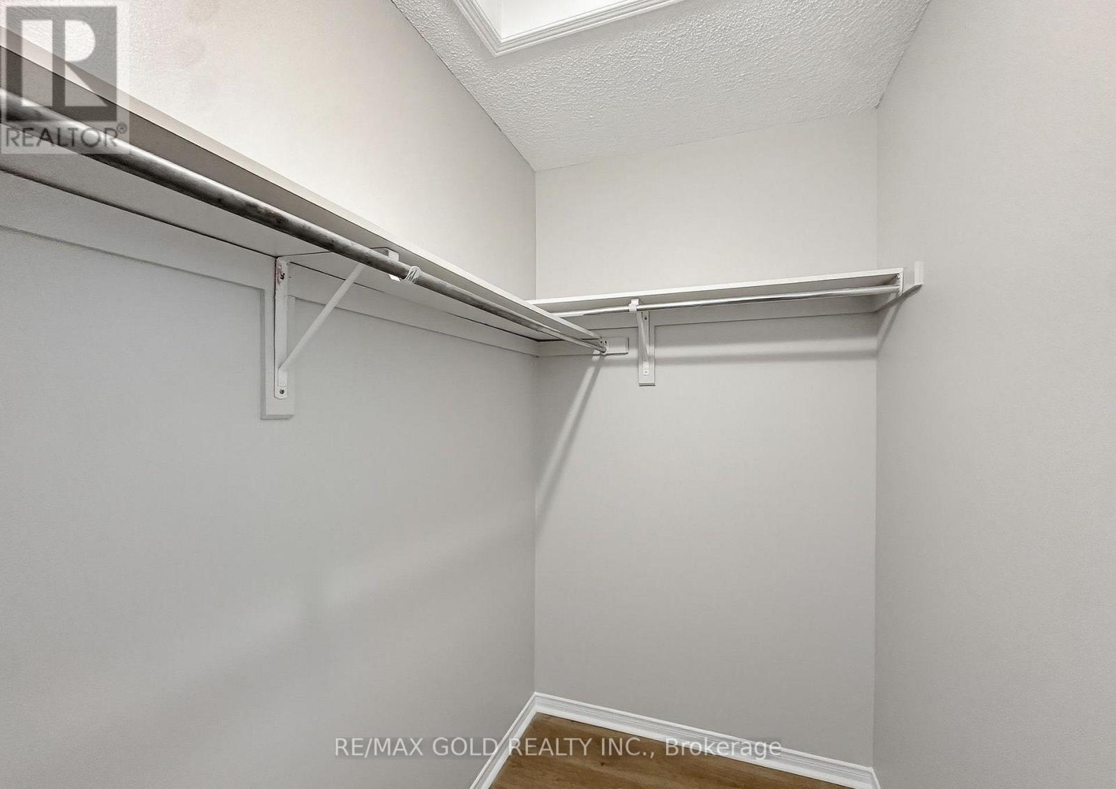 65 Vintage Gate, Brampton, Ontario  L6X 5C3 - Photo 15 - W12676452