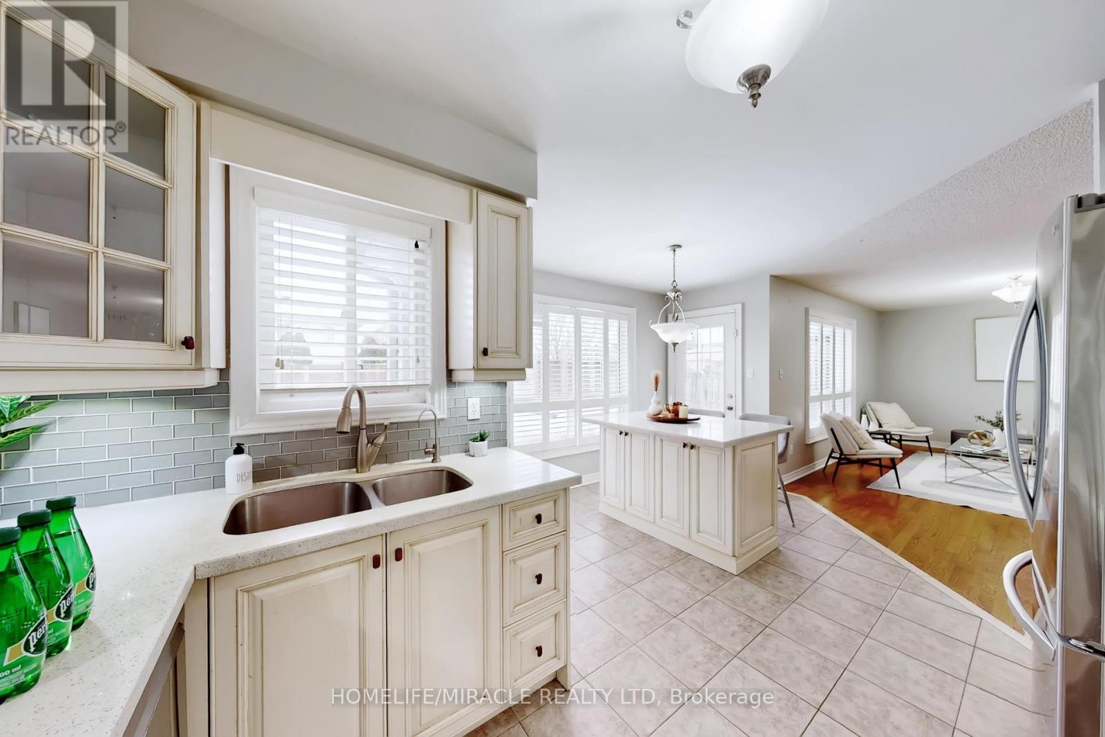 1012 Gordon Heights, Milton, Ontario  L9T 5S9 - Photo 19 - W12676476