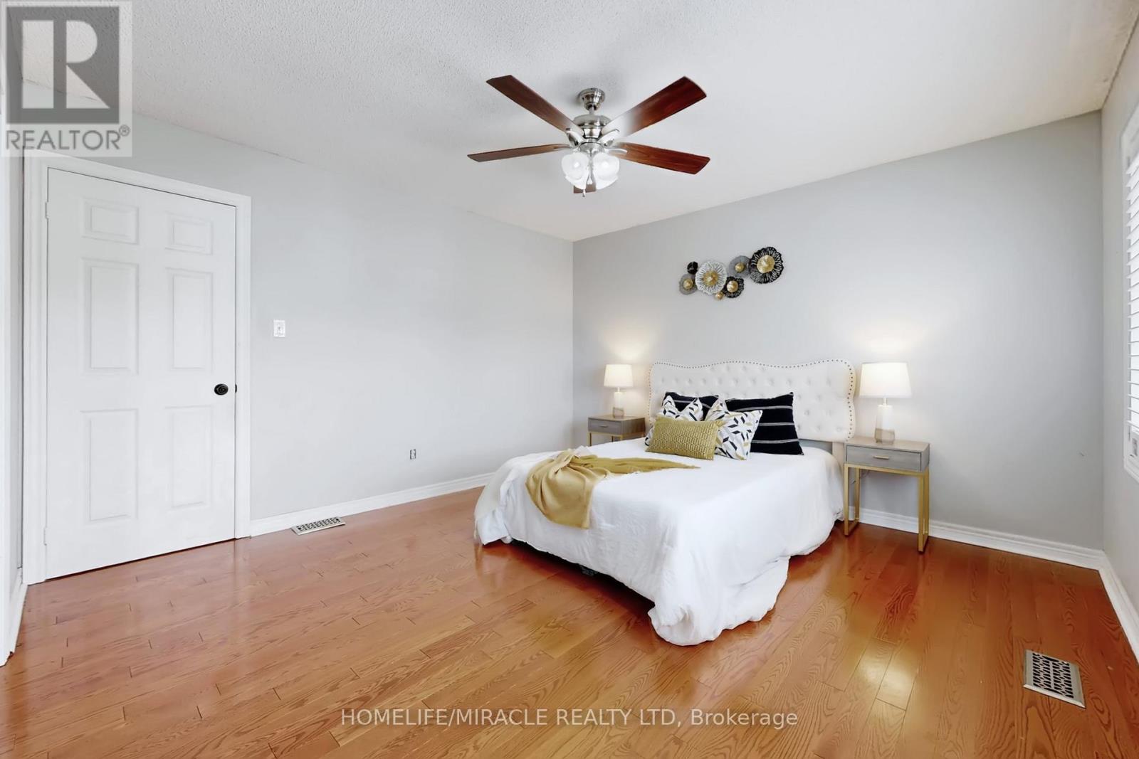 1012 Gordon Heights, Milton, Ontario  L9T 5S9 - Photo 27 - W12676476