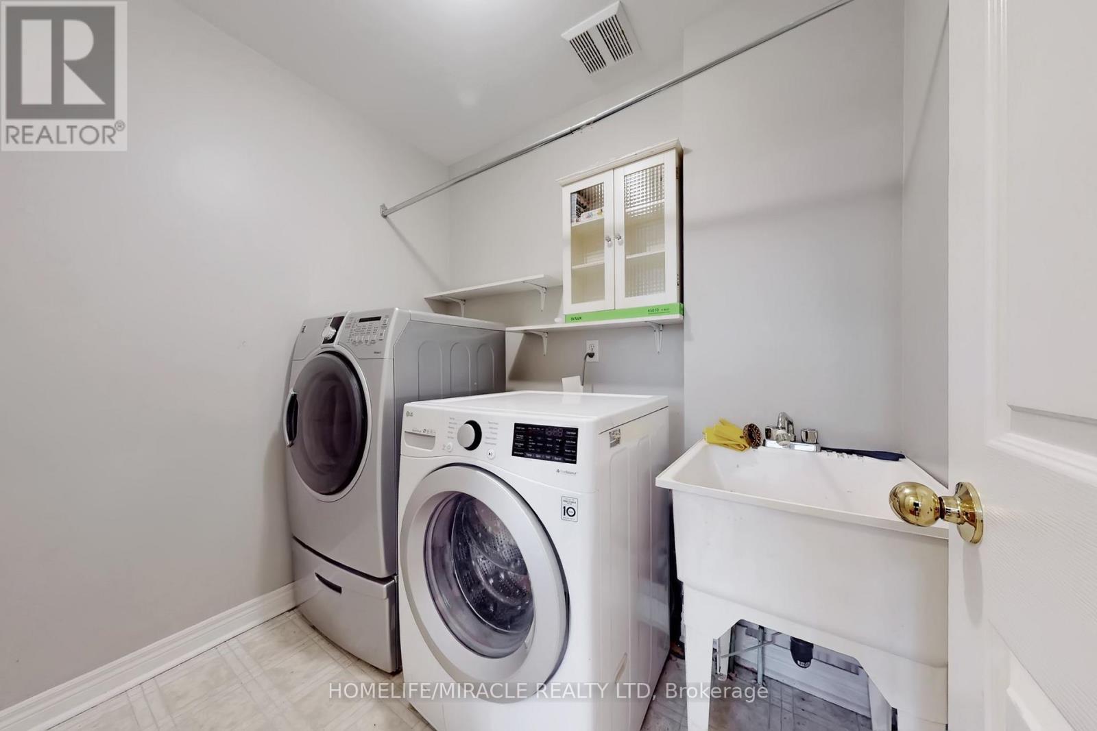 1012 Gordon Heights, Milton, Ontario  L9T 5S9 - Photo 33 - W12676476