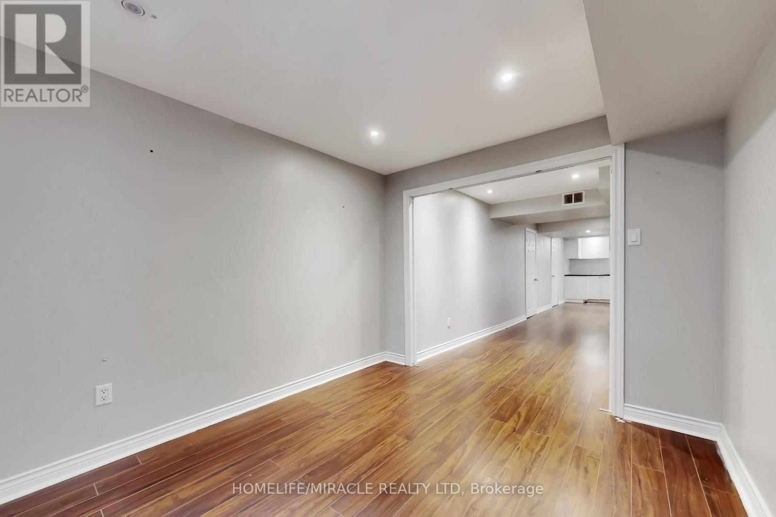 1012 Gordon Heights, Milton, Ontario  L9T 5S9 - Photo 42 - W12676476