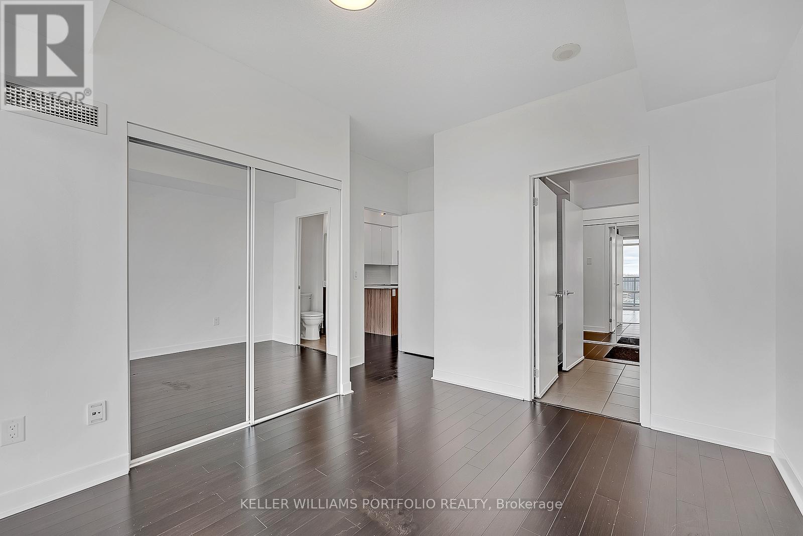 2012 - 365 Prince Of Wales Drive, Mississauga (City Centre), Ontario  L5B 0G6 - Photo 19 - W12676490