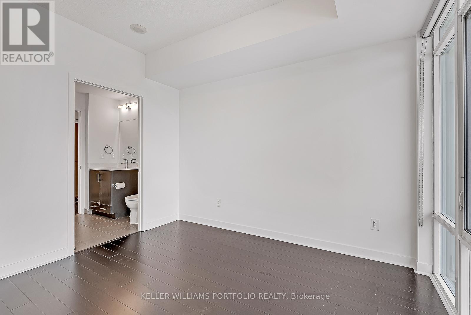 2012 - 365 Prince Of Wales Drive, Mississauga (City Centre), Ontario  L5B 0G6 - Photo 20 - W12676490