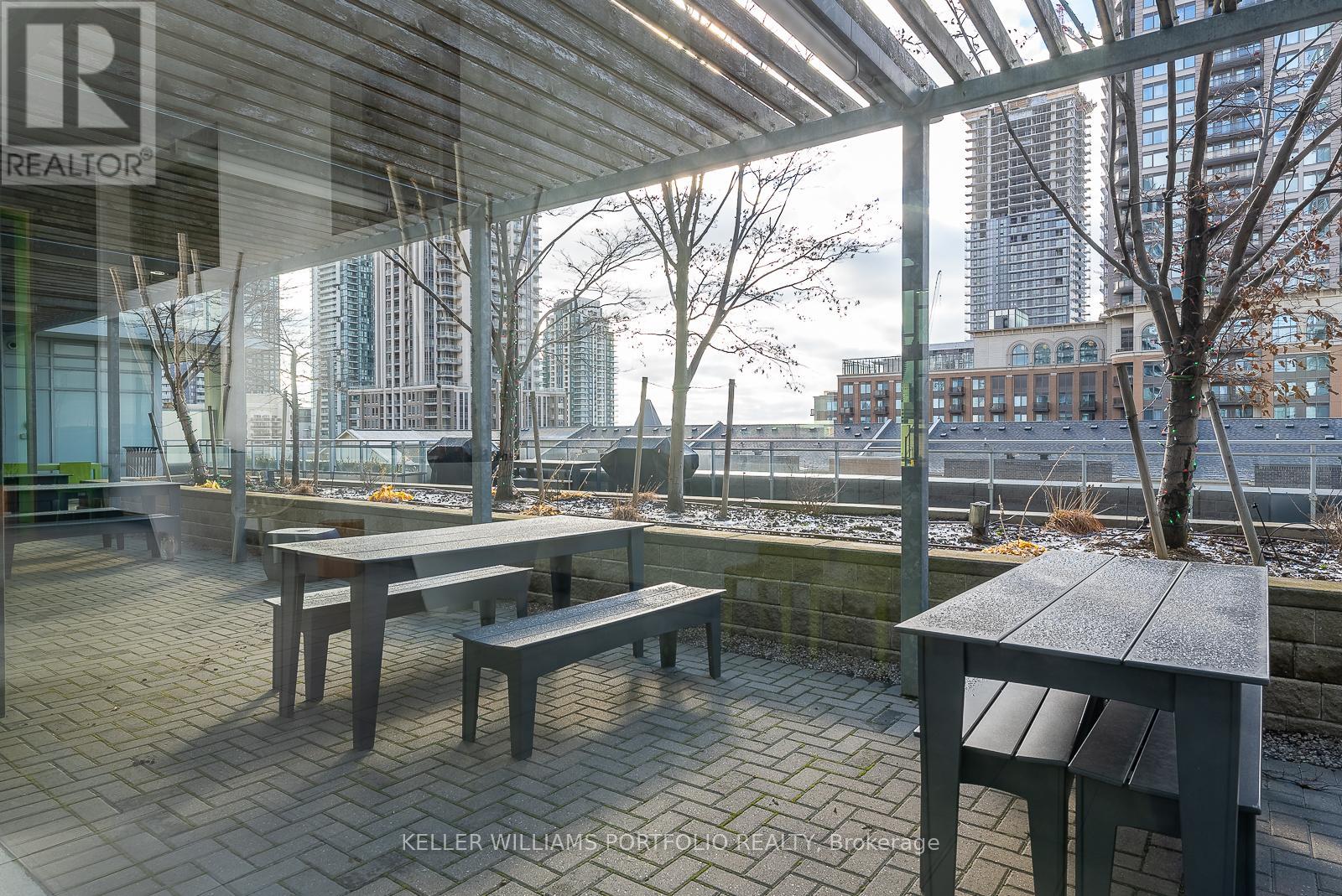 2012 - 365 Prince Of Wales Drive, Mississauga (City Centre), Ontario  L5B 0G6 - Photo 30 - W12676490