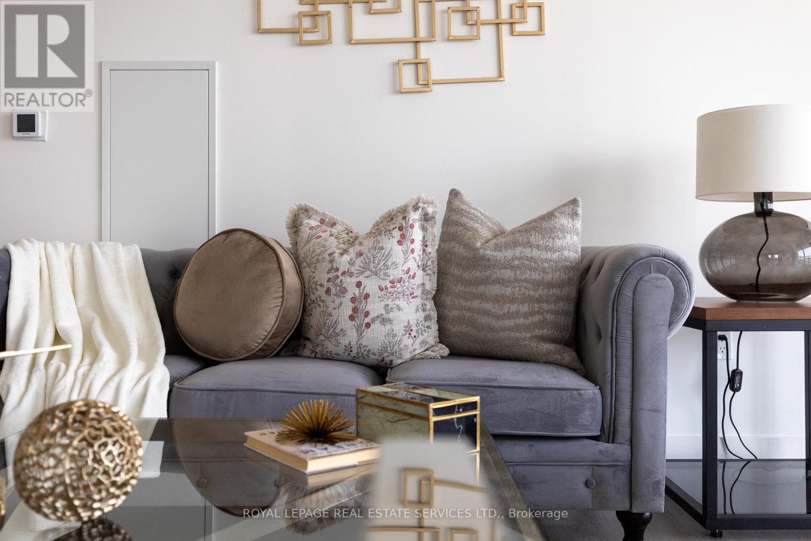 907 - 859 The Queensway, Toronto, Ontario  M8Z 1N8 - Photo 5 - W12676492