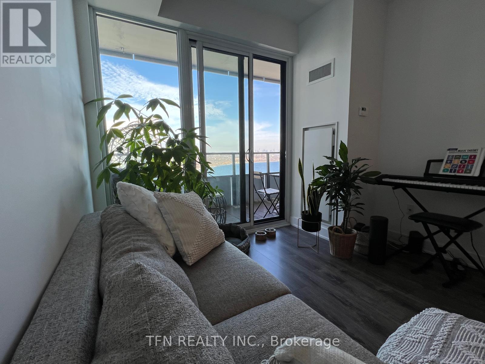 3406 - 20 Shore Breeze Drive, Toronto (Mimico), Ontario  M8V 0A1 - Photo 6 - W12676524
