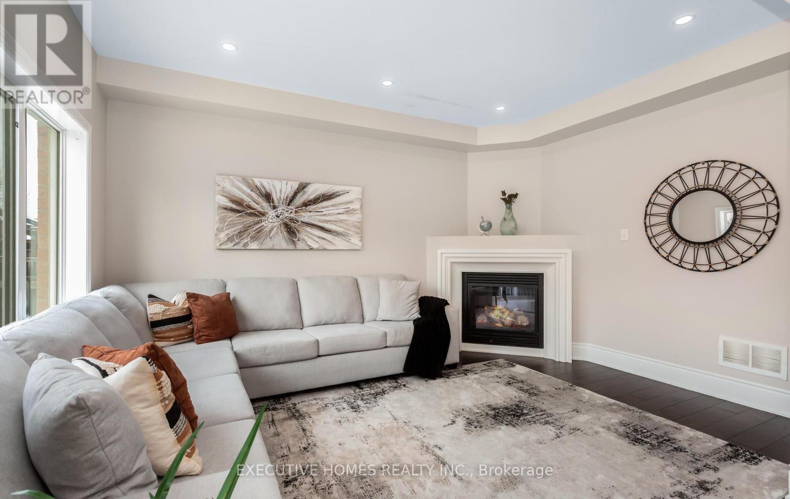 5352 Snowbird Court, Mississauga (Central Erin Mills), Ontario  L5M 0P9 - Photo 14 - W12676550