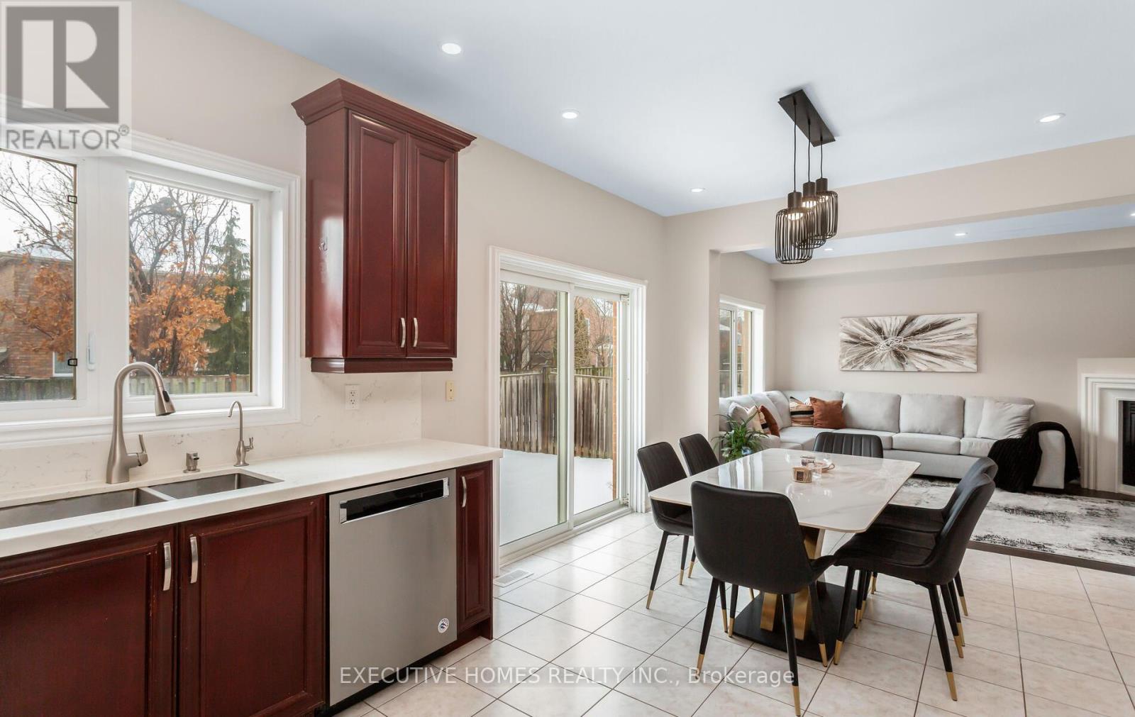 5352 Snowbird Court, Mississauga (Central Erin Mills), Ontario  L5M 0P9 - Photo 19 - W12676550