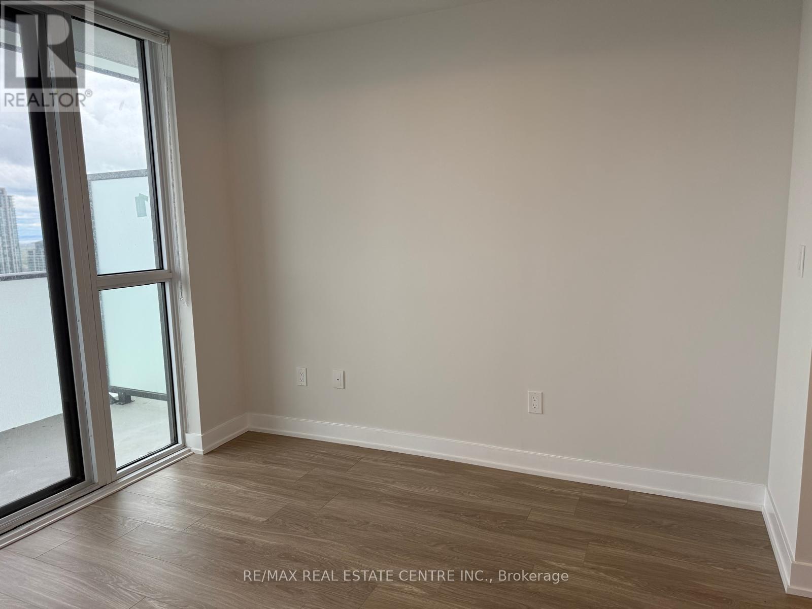 3303 - 430 Square One Drive, Mississauga, Ontario  L5B 0L6 - Photo 30 - W12676560