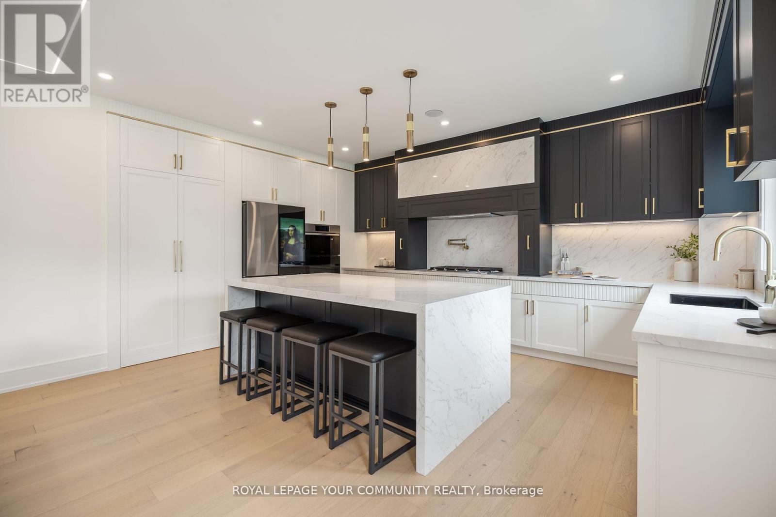 14 Ranwood Drive, Toronto, Ontario  M9N 3E9 - Photo 16 - W12676622