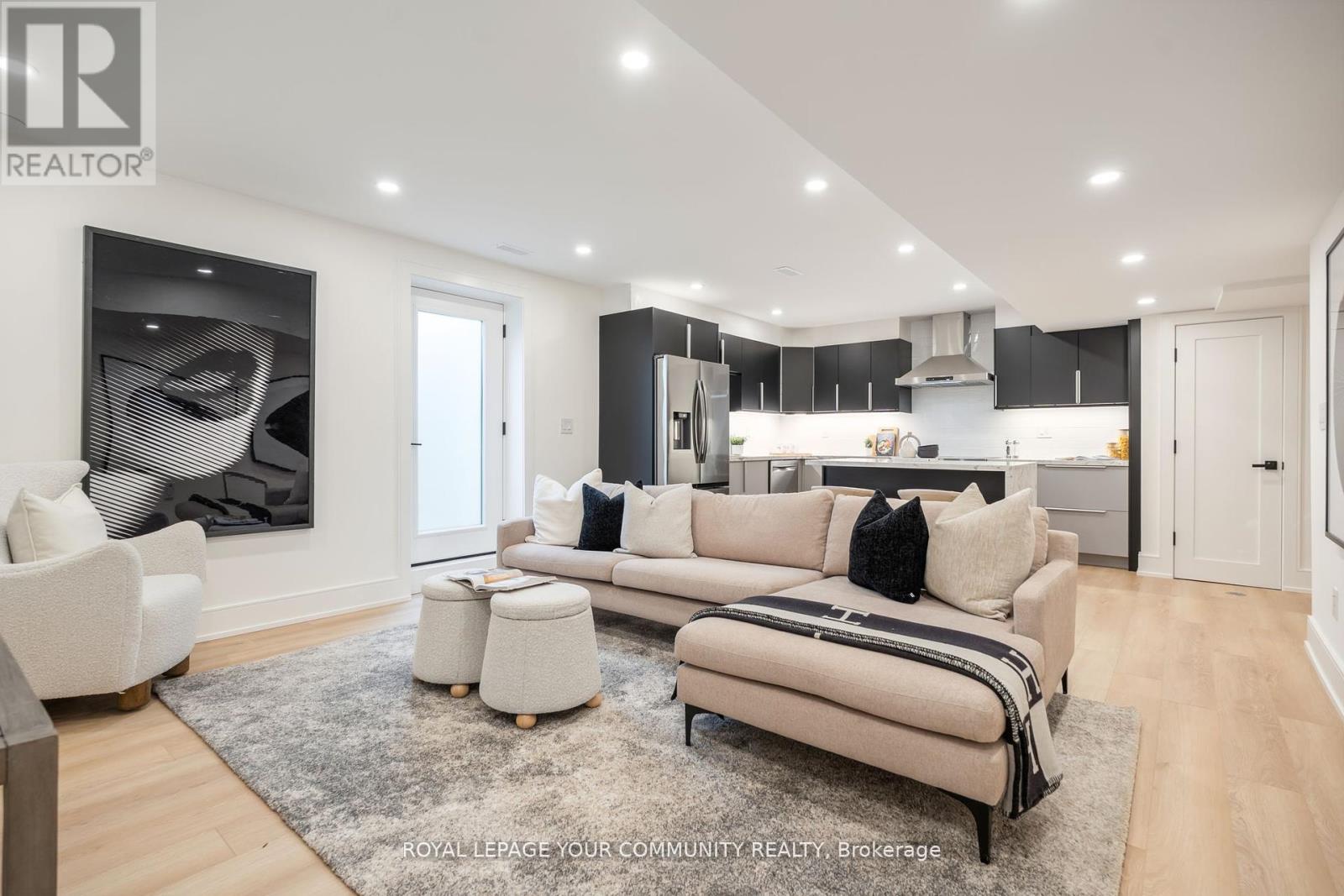 14 Ranwood Drive, Toronto, Ontario  M9N 3E9 - Photo 42 - W12676622