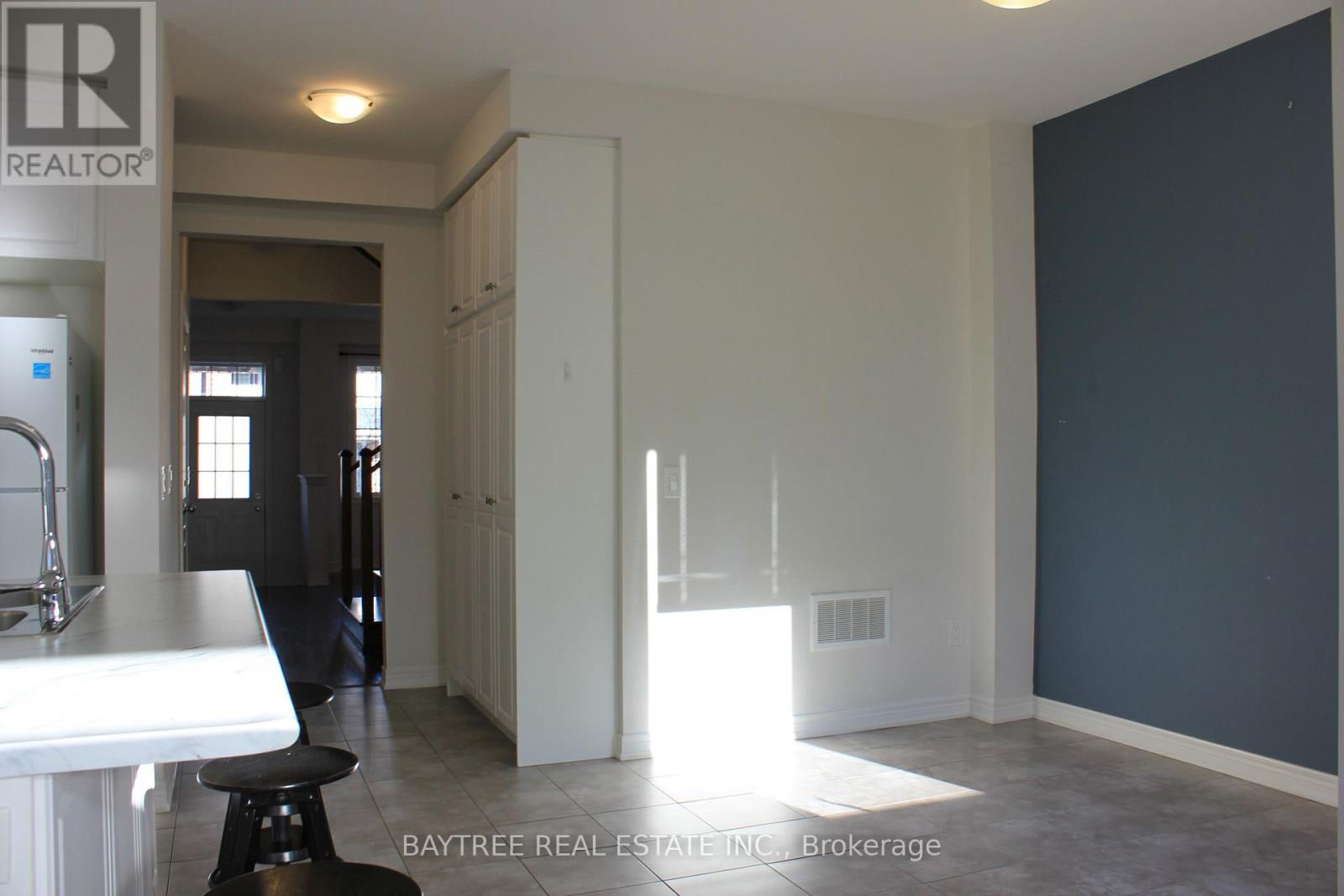 1526 Carr Landing, Milton (Fo Ford), Ontario  L9E 1G9 - Photo 13 - W12676628