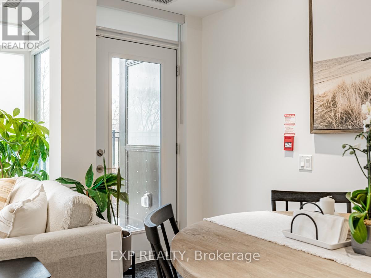 122 - 251 Manitoba Street, Toronto (Mimico), Ontario  M8Y 4G9 - Photo 15 - W12676692