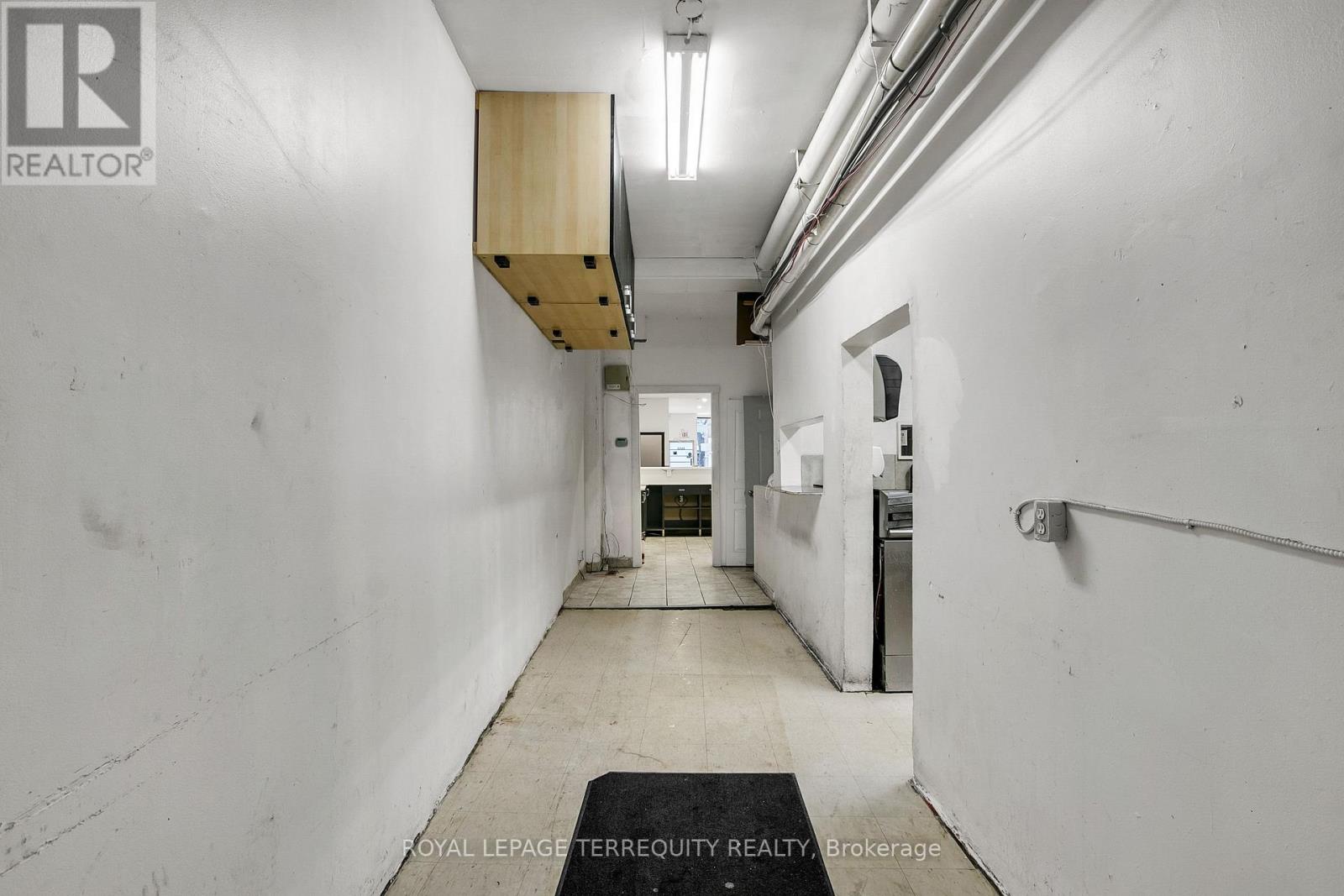 1680 St Clair Avenue W, Toronto (Weston-Pellam Park), Ontario  M6N 1H8 - Photo 14 - W12676694