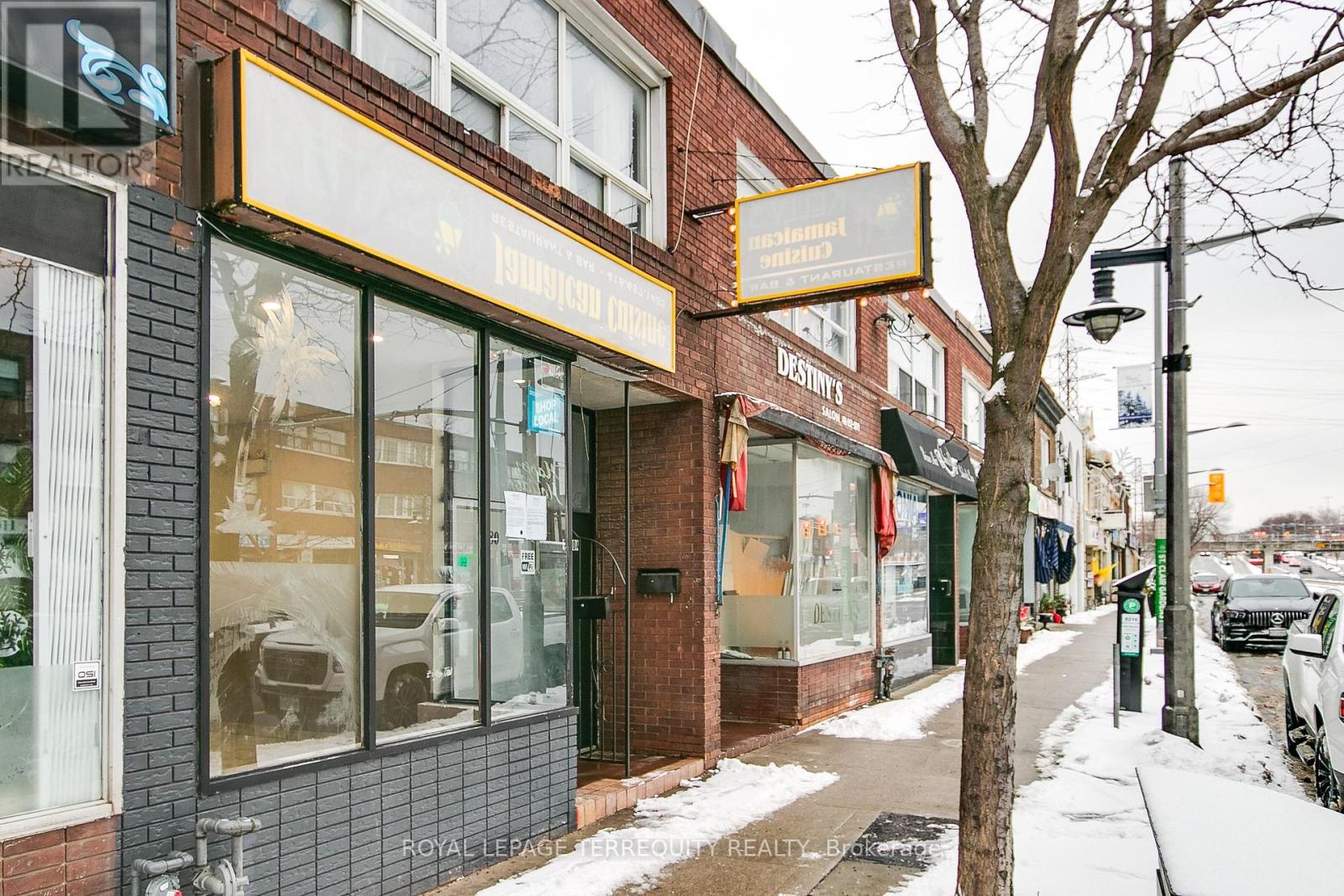 1680 St Clair Avenue W, Toronto (Weston-Pellam Park), Ontario  M6N 1H8 - Photo 2 - W12676694