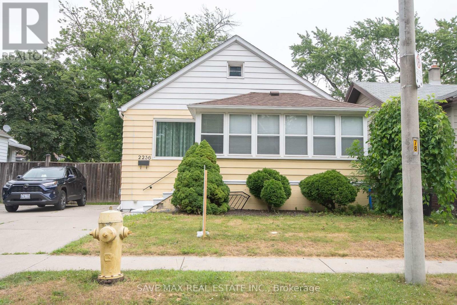 2236 CHURCH STREET, Windsor, Ontario