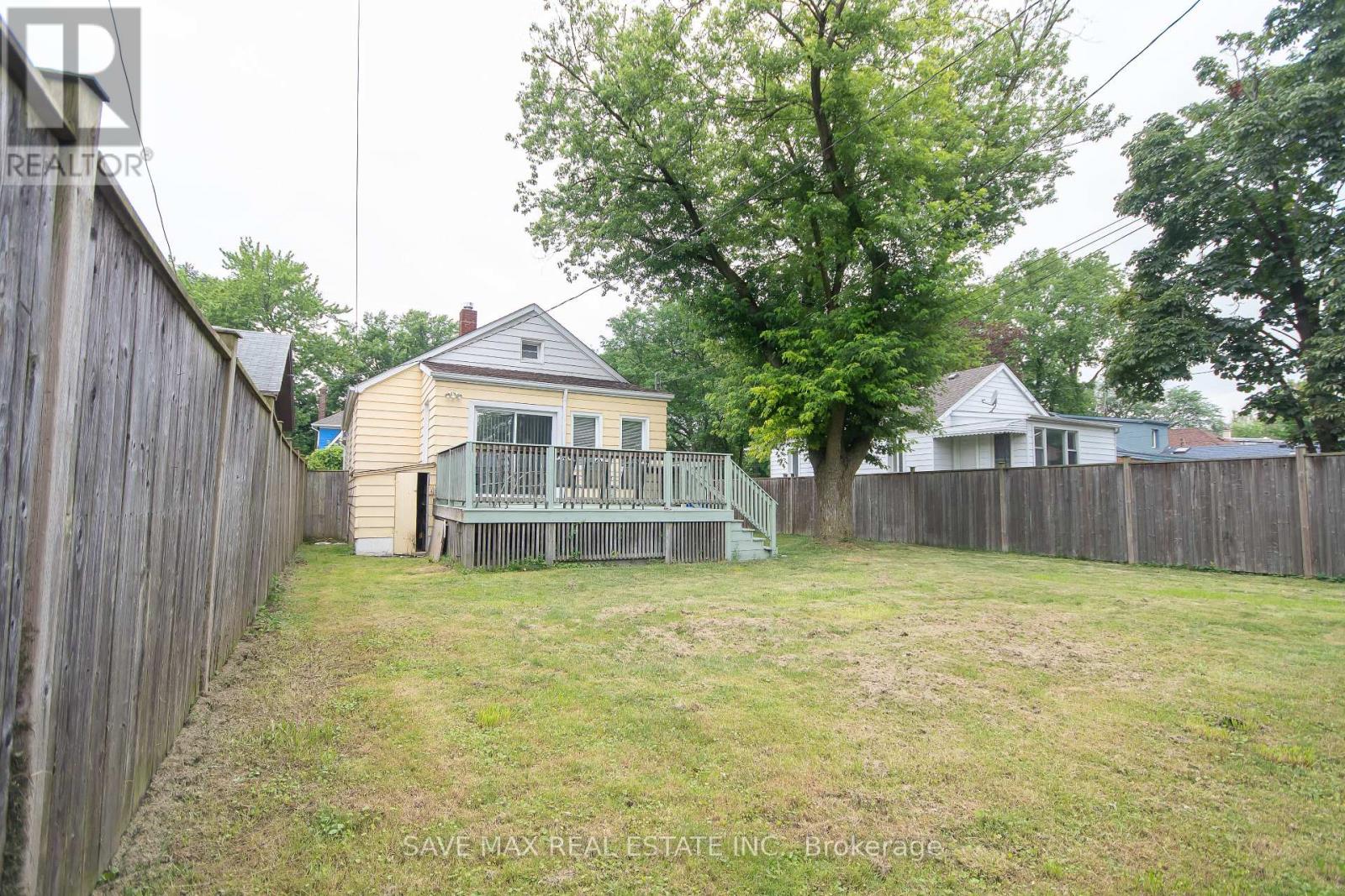 2236 Church Street, Windsor, Ontario  N8X 1V9 - Photo 39 - X12676448