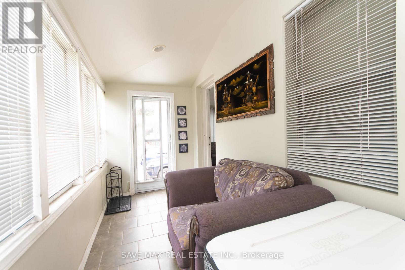 2236 Church Street, Windsor, Ontario  N8X 1V9 - Photo 5 - X12676448