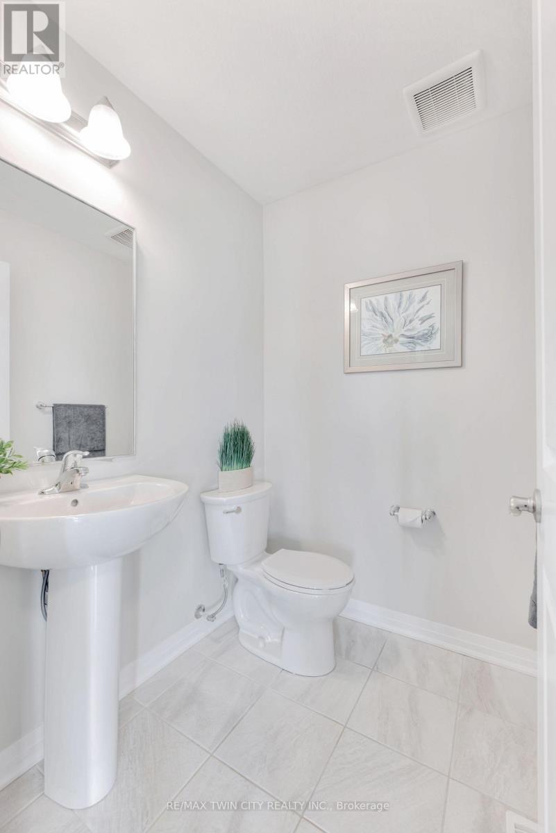 41 Sportsman Hill Street, Kitchener, Ontario  N2P 0J4 - Photo 21 - X12676504