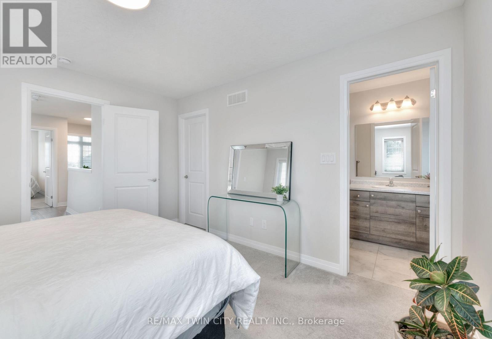 41 Sportsman Hill Street, Kitchener, Ontario  N2P 0J4 - Photo 26 - X12676504