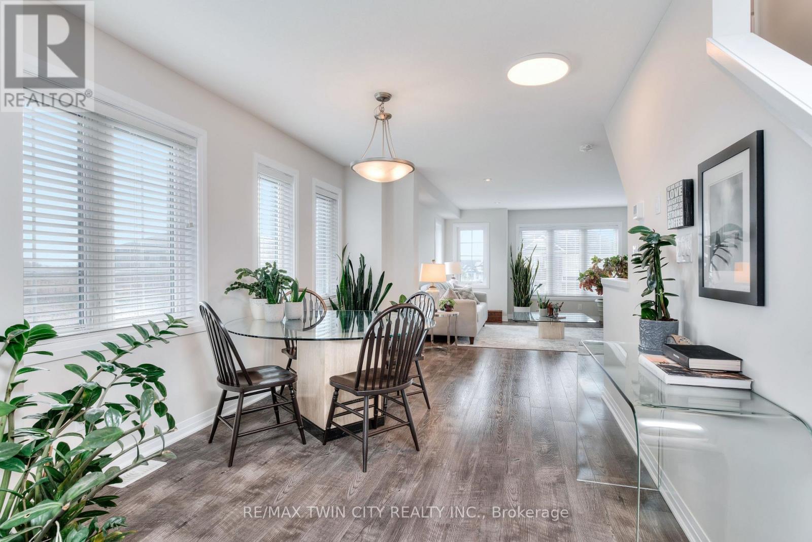 41 Sportsman Hill Street, Kitchener, Ontario  N2P 0J4 - Photo 9 - X12676504