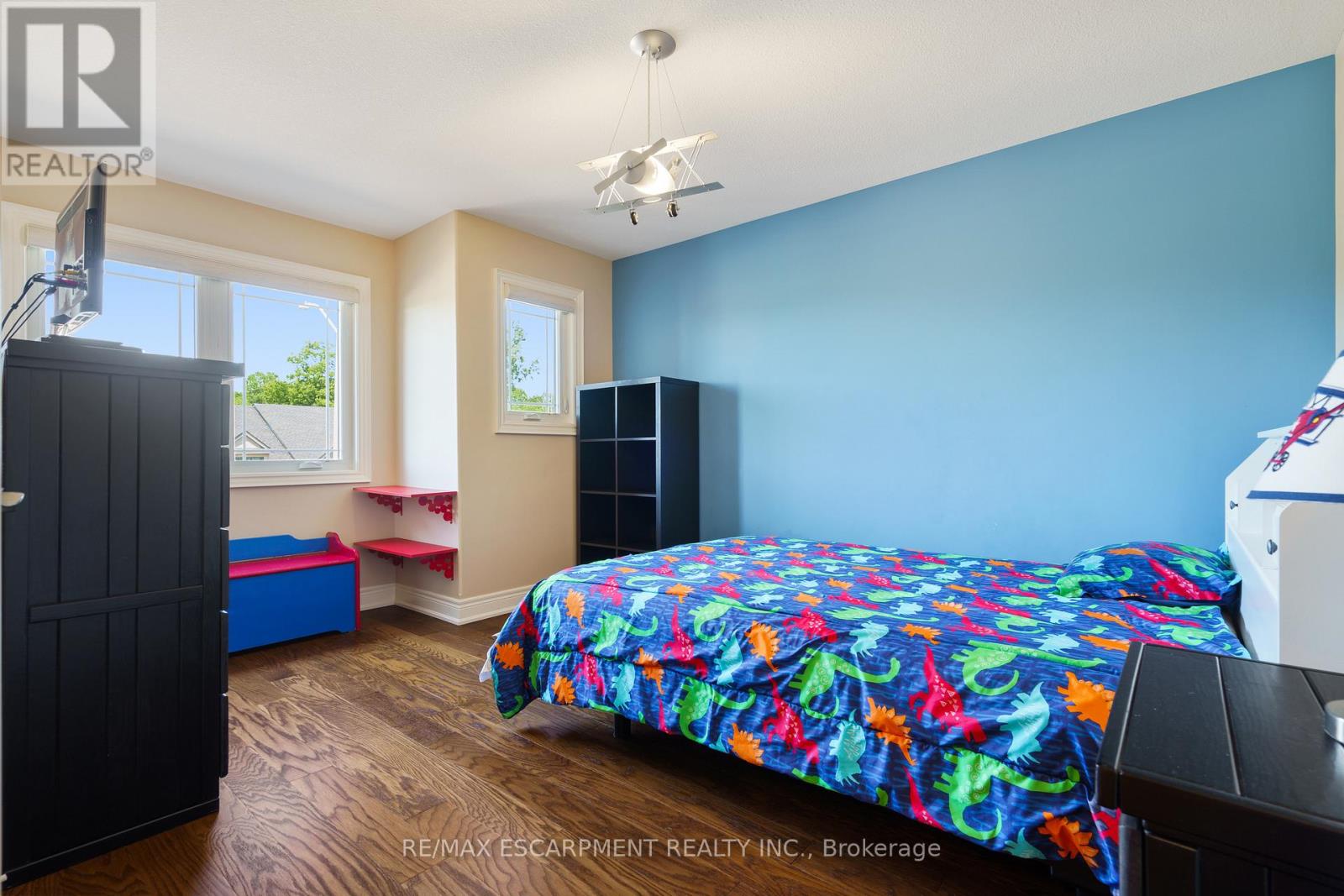 8952 Black Forest Crescent, Niagara Falls (Forestview), Ontario  L2H 0M8 - Photo 17 - X12676542