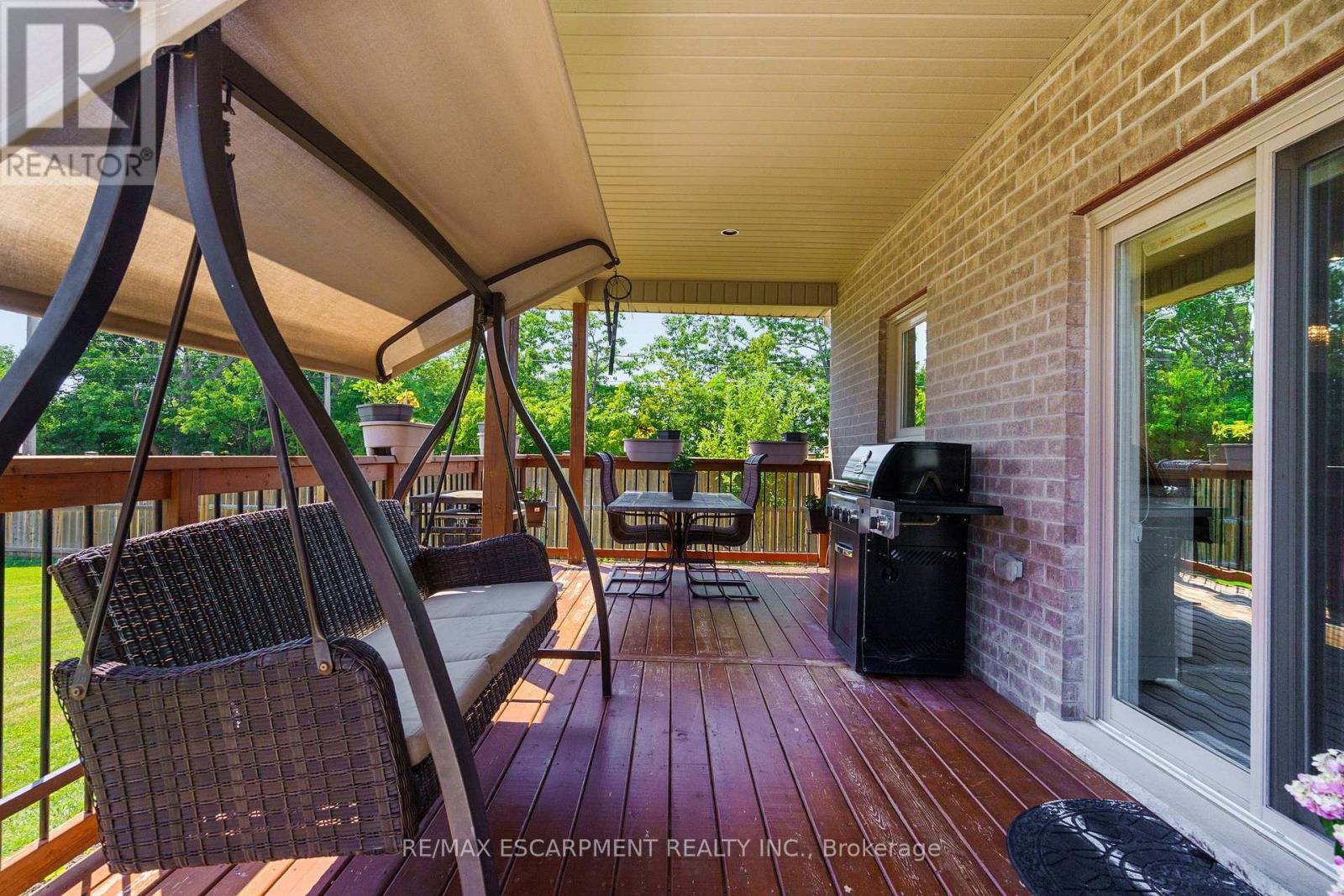 8952 Black Forest Crescent, Niagara Falls (Forestview), Ontario  L2H 0M8 - Photo 21 - X12676542