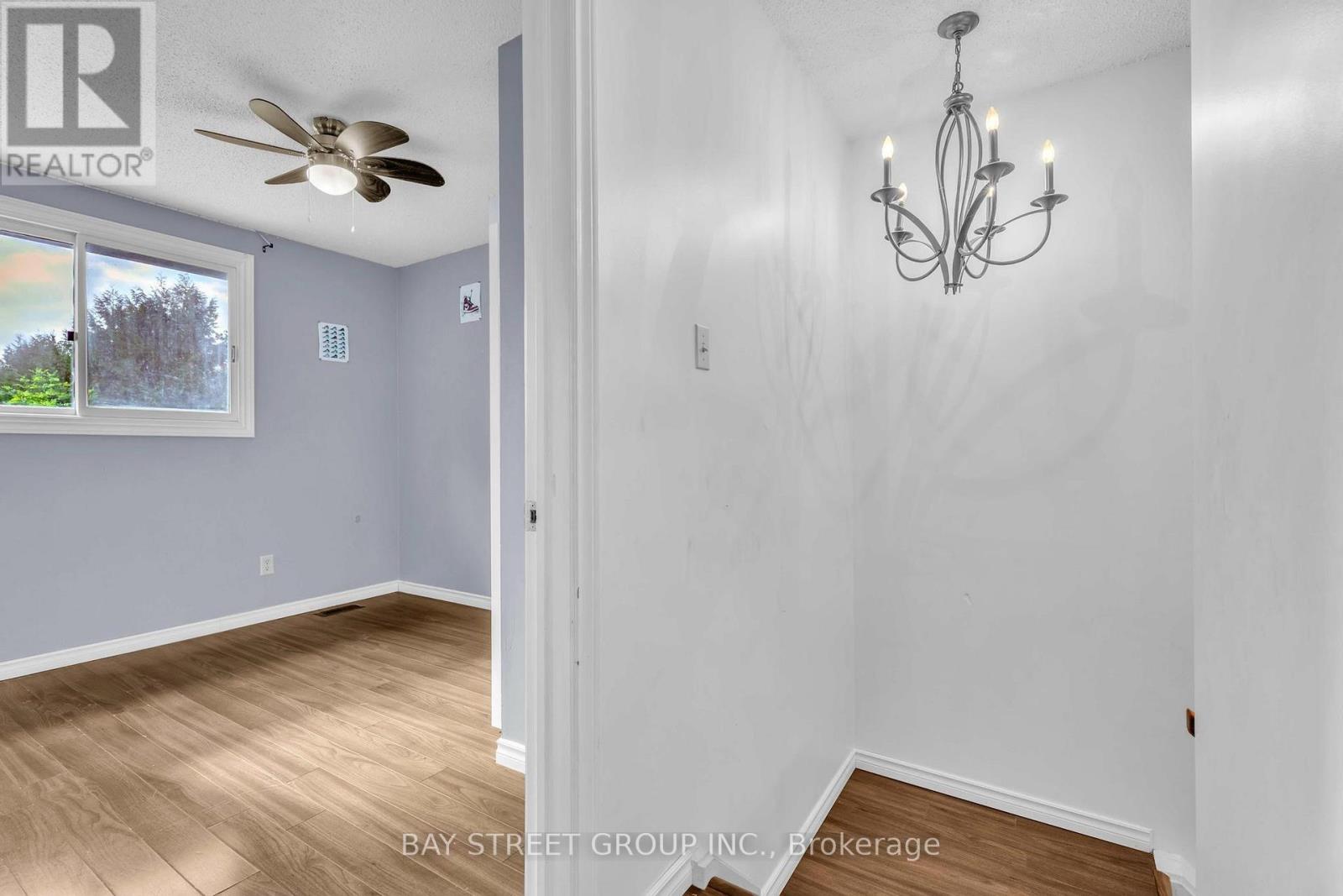 1 Ranchwood Crescent, London North (North F), Ontario  N5G 3A2 - Photo 13 - X12676612