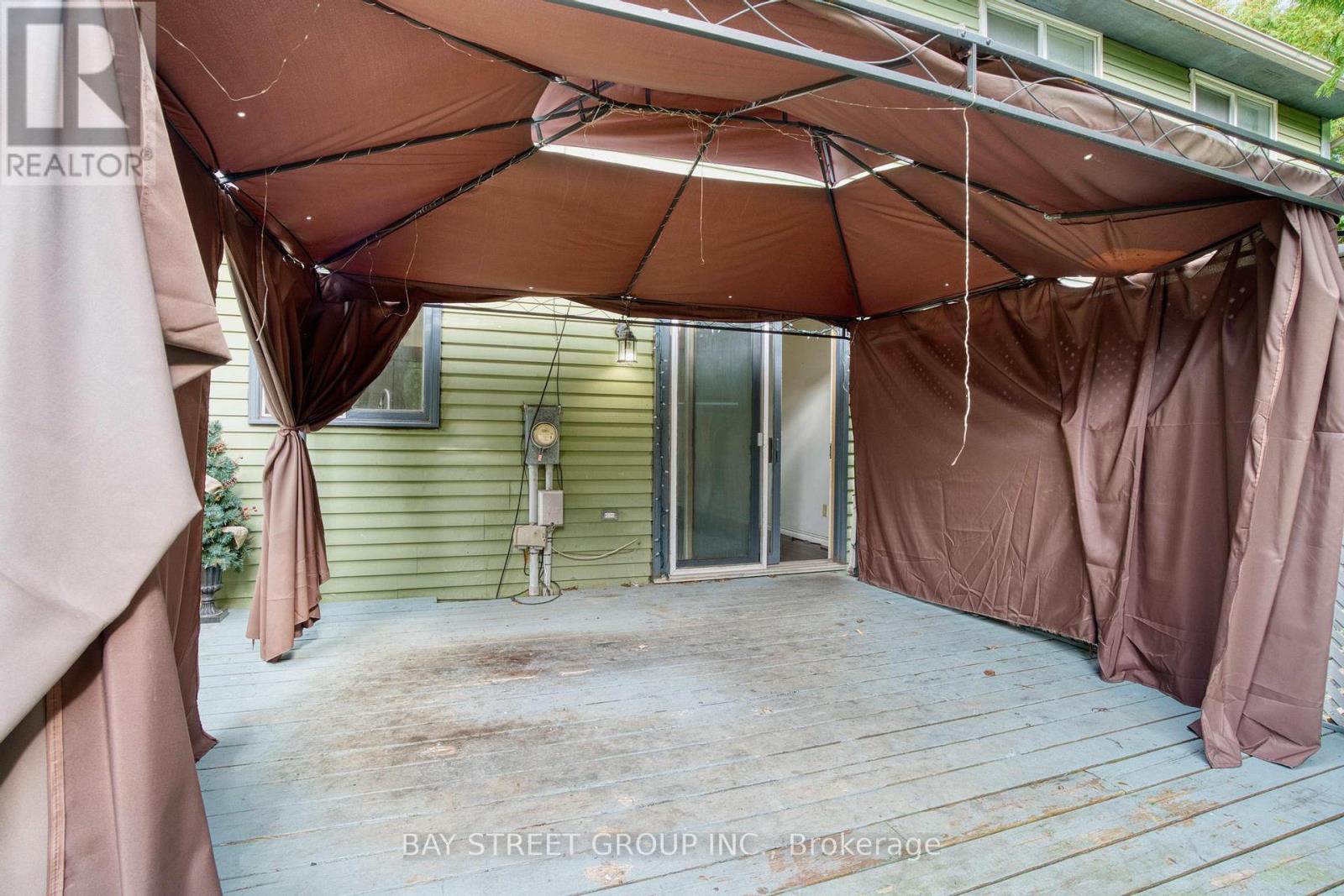 1 Ranchwood Crescent, London North (North F), Ontario  N5G 3A2 - Photo 31 - X12676612