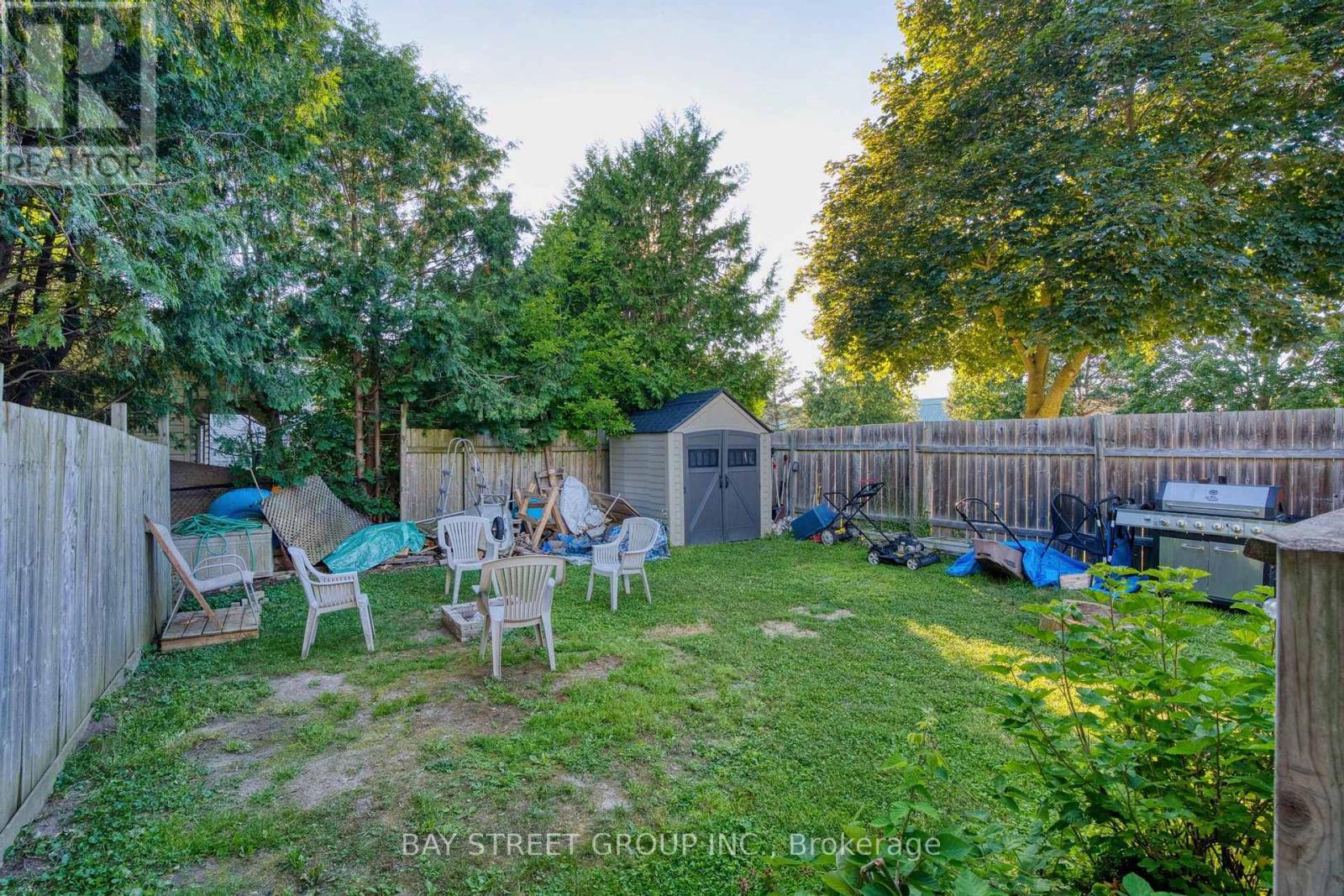 1 Ranchwood Crescent, London North (North F), Ontario  N5G 3A2 - Photo 32 - X12676612