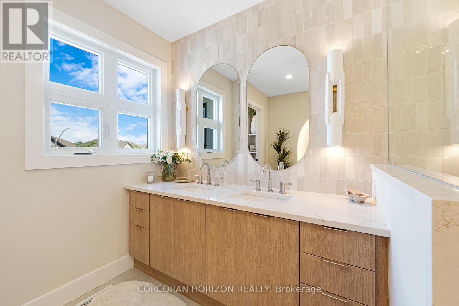 452 Westhaven Street, Waterloo, Ontario  N2T 0A4 - Photo 31 - X12676674