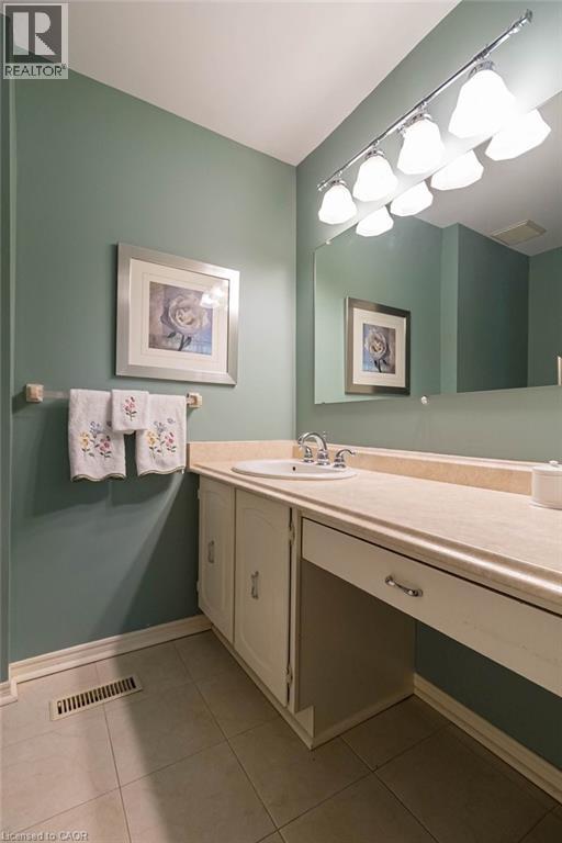 1501 Upper Middle Road Unit# 2, Burlington, Ontario L7P 4M5 - Photo 25 - 40794455