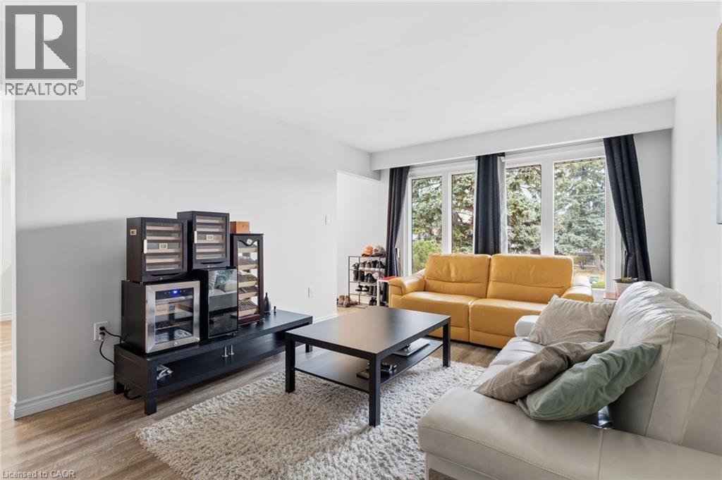 27 Blenheim Drive, Stoney Creek, Ontario  L8E 1W1 - Photo 12 - 40797049