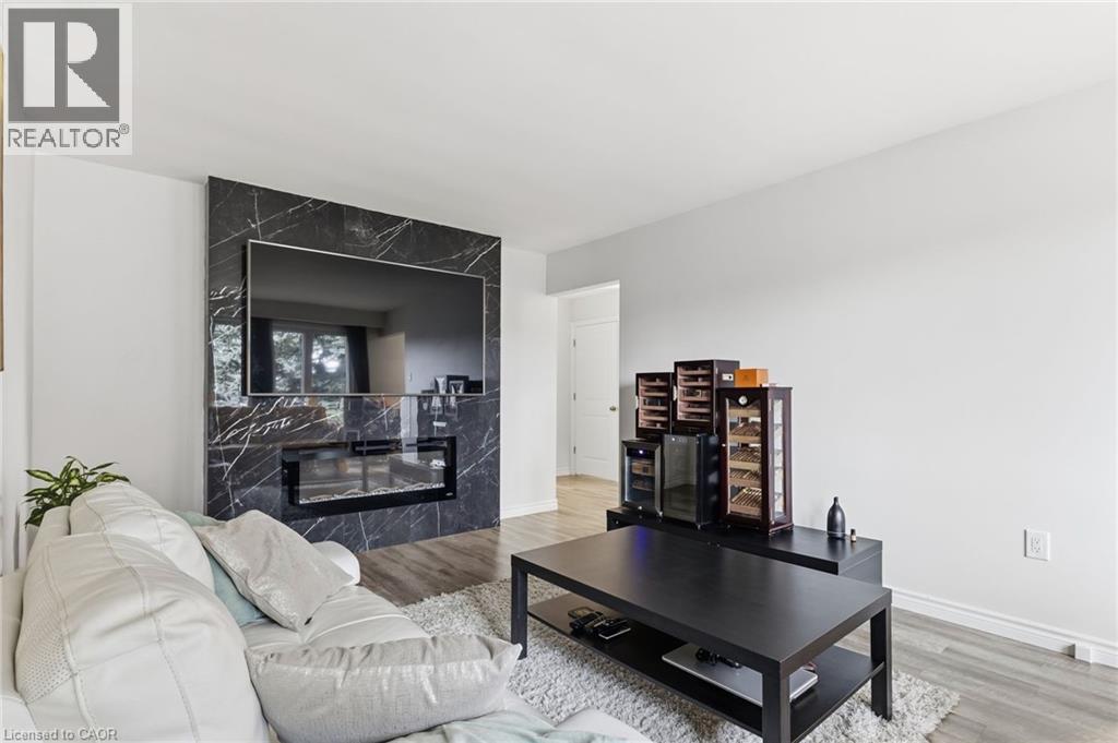 27 Blenheim Drive, Stoney Creek, Ontario  L8E 1W1 - Photo 14 - 40797049