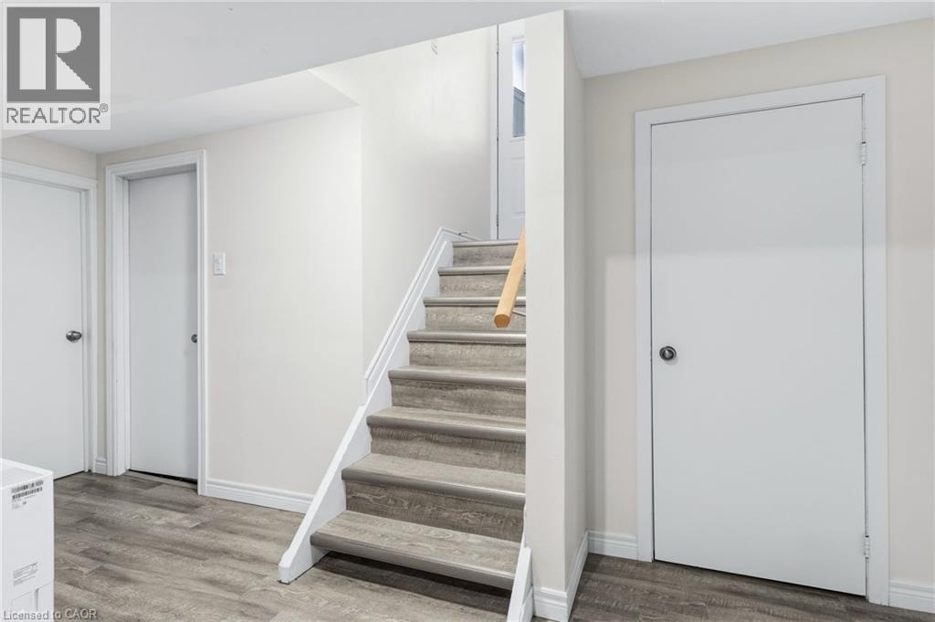 27 Blenheim Drive, Stoney Creek, Ontario  L8E 1W1 - Photo 21 - 40797049