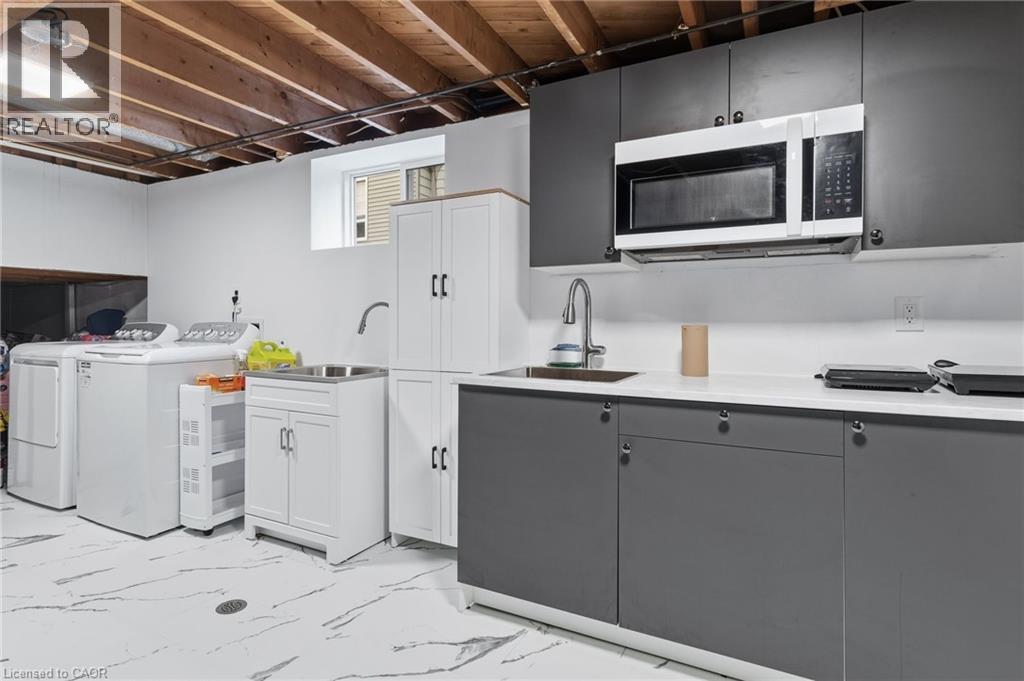 27 Blenheim Drive, Stoney Creek, Ontario  L8E 1W1 - Photo 35 - 40797049