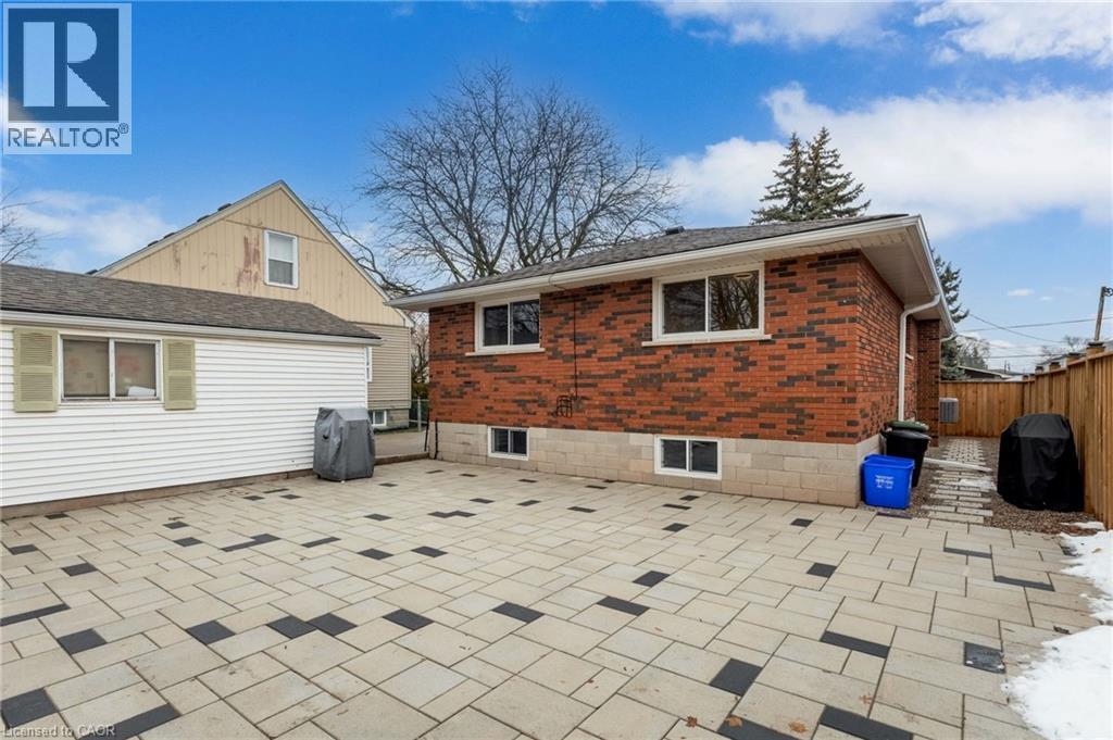 27 Blenheim Drive, Stoney Creek, Ontario  L8E 1W1 - Photo 40 - 40797049