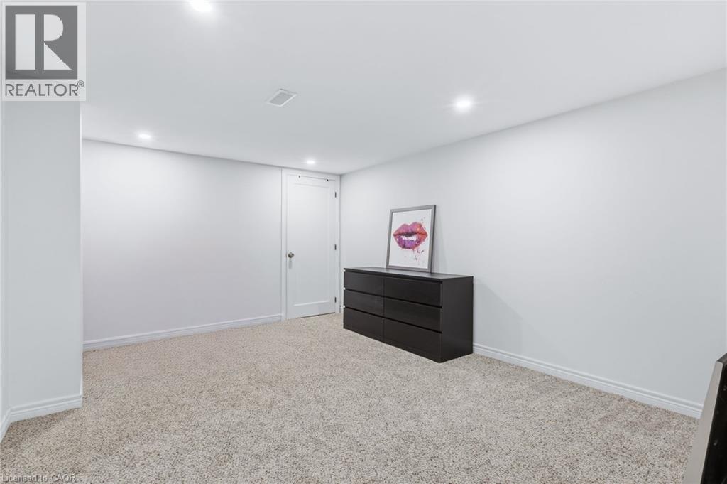 27 Blenheim Drive, Stoney Creek, Ontario  L8E 1W1 - Photo 26 - 40797049